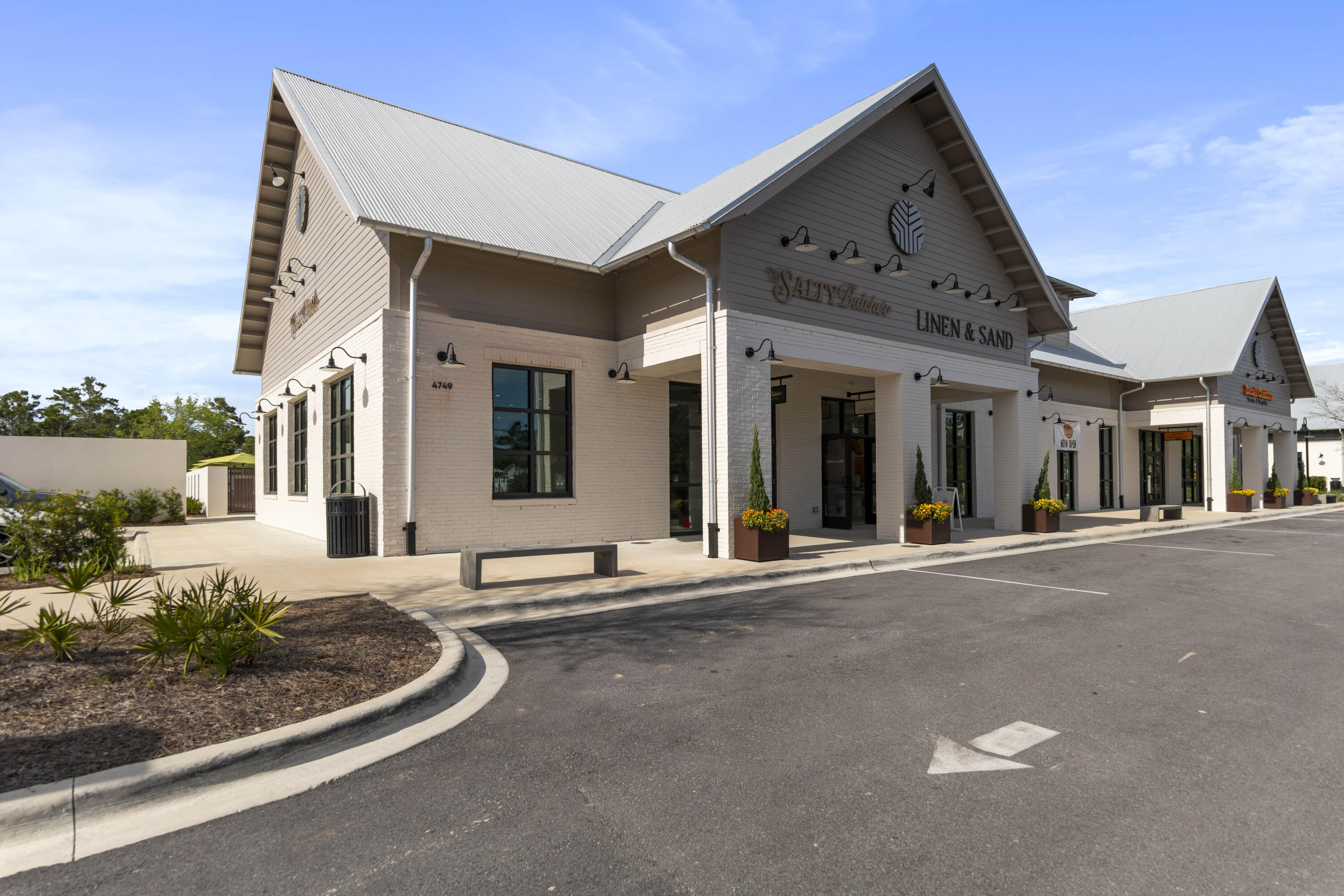 EASTERN LAKE VILLAGE - Residential