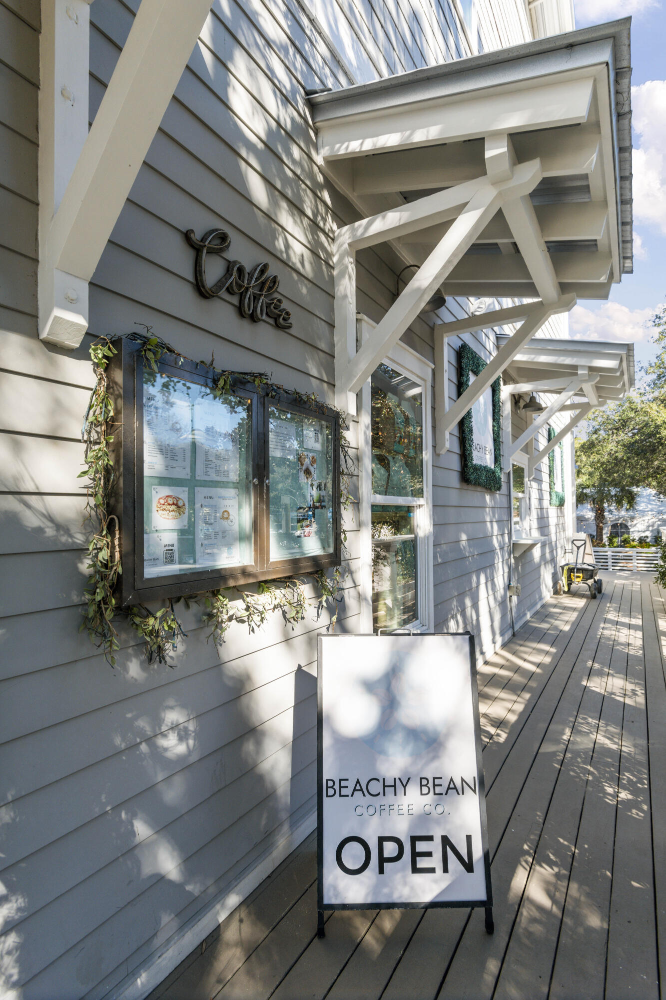EASTERN LAKE VILLAGE - Residential