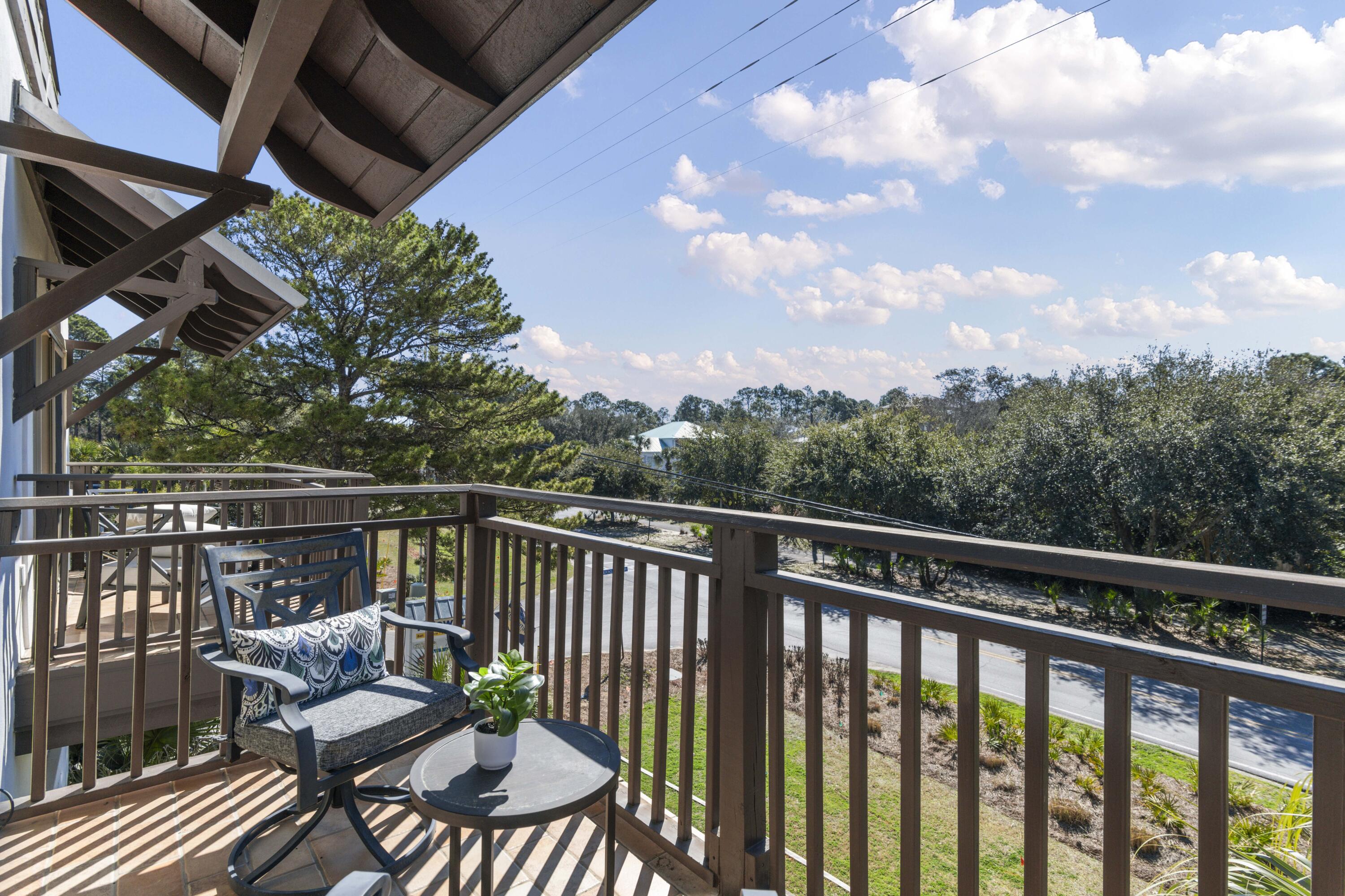 EASTERN LAKE VILLAGE - Residential
