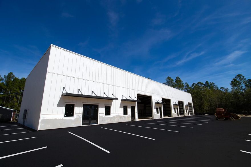 Finally - New commercial space is coming to Freeport, FL! Roberts Business Park is a newly constructed office/warehouse development fronting 331 Business, offering excellent access and visibility in the heart of Freeport's growing commercial corridor. With five buildings totaling 37,500 SF, this Class A business park will be available for occupancy in Q1 2026 and will feature flexible unit sizes ranging from 1,500 SF to 7,500 SF and is designed to accommodate a wide range of business needs with 16-foot eave heights, 14-foot overhead doors, and customizable interior build-out options. Roberts Business Park provides a modern, professional setting for businesses seeking a strategic location in Walton County, positioned within minutes of US-331, I-10, and the South Walton/30A area!