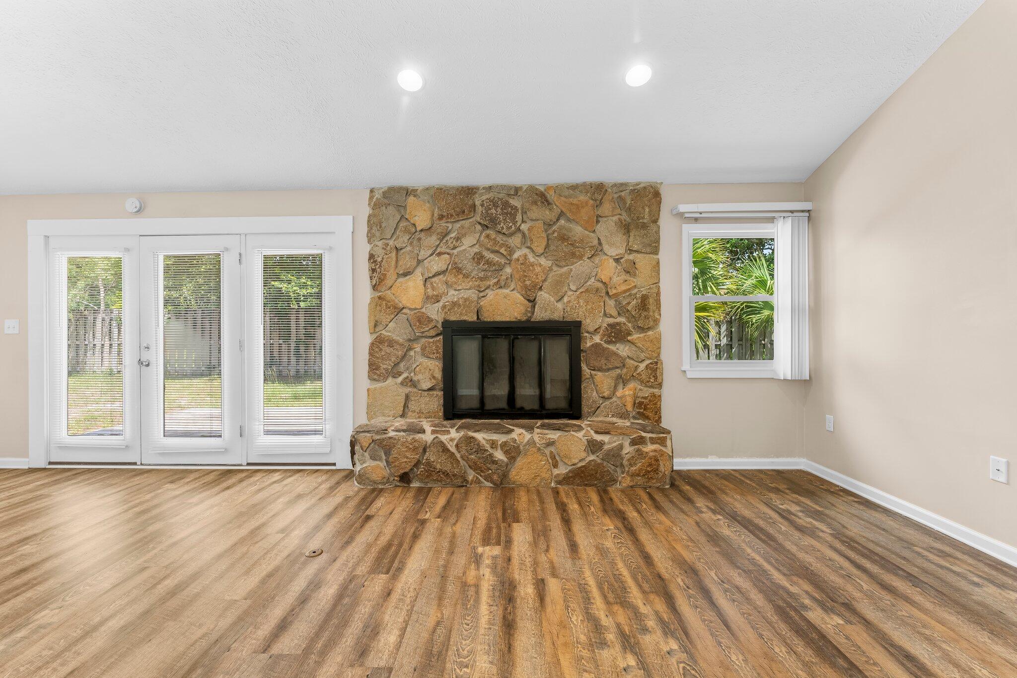 BAY POINT UNIT 1 - Residential