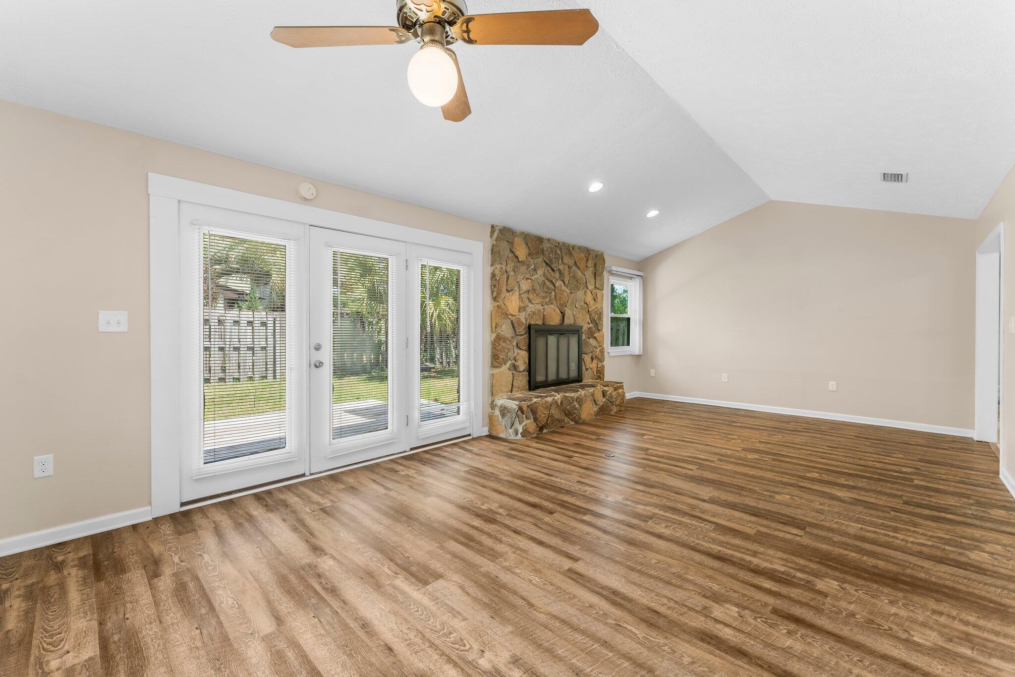 BAY POINT UNIT 1 - Residential
