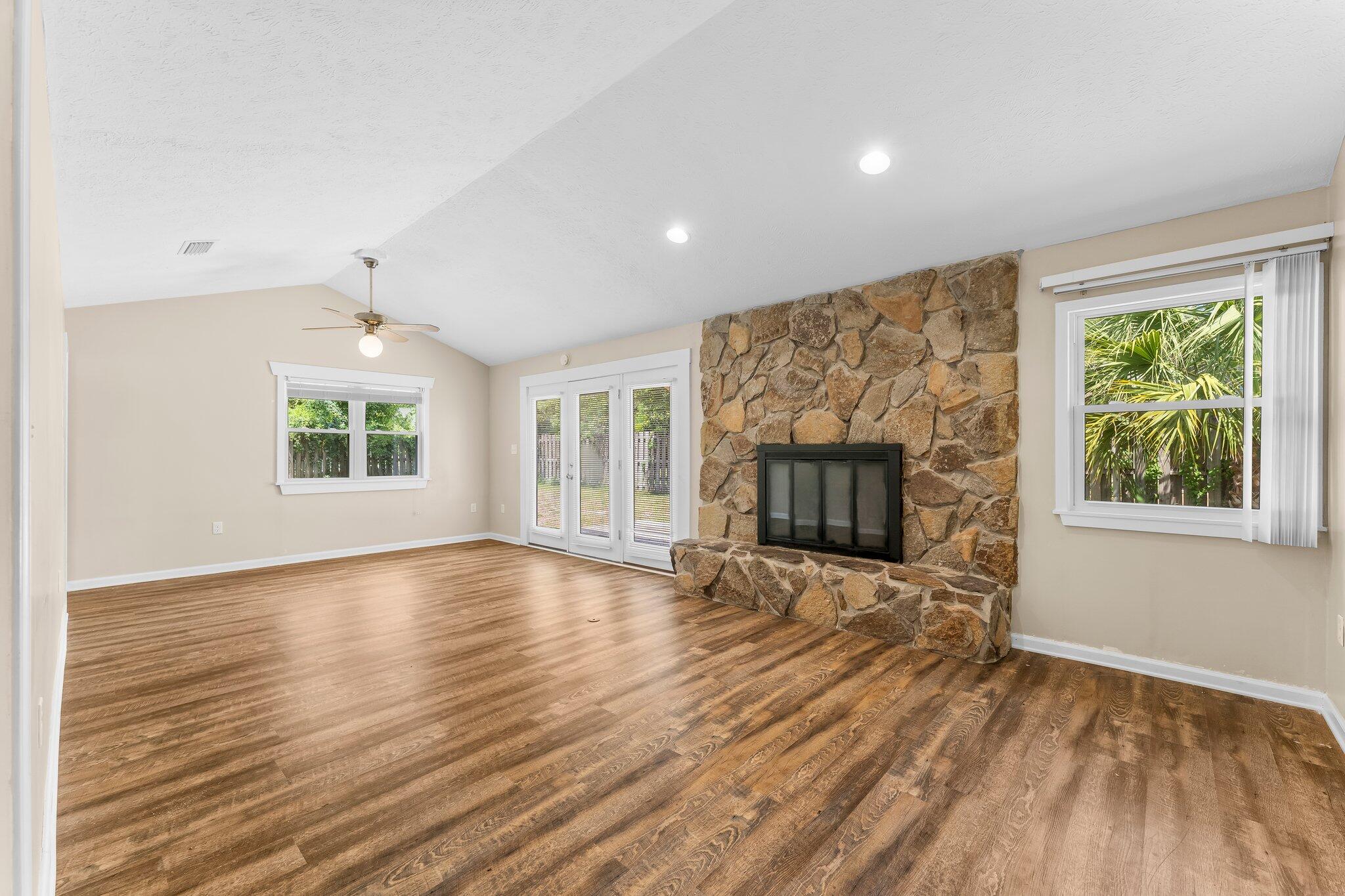 BAY POINT UNIT 1 - Residential