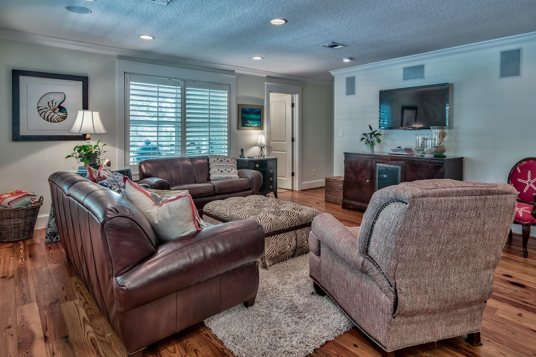 BEACH HIGHLAND 1ST ADD - Residential