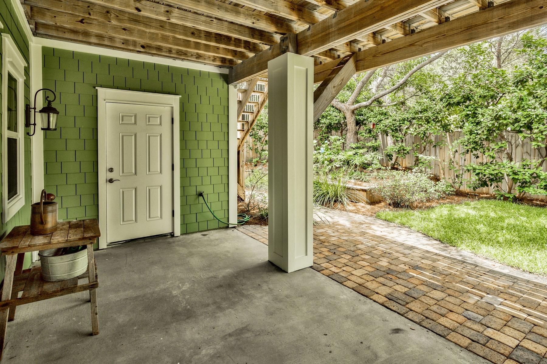 BEACH HIGHLAND 1ST ADD - Residential