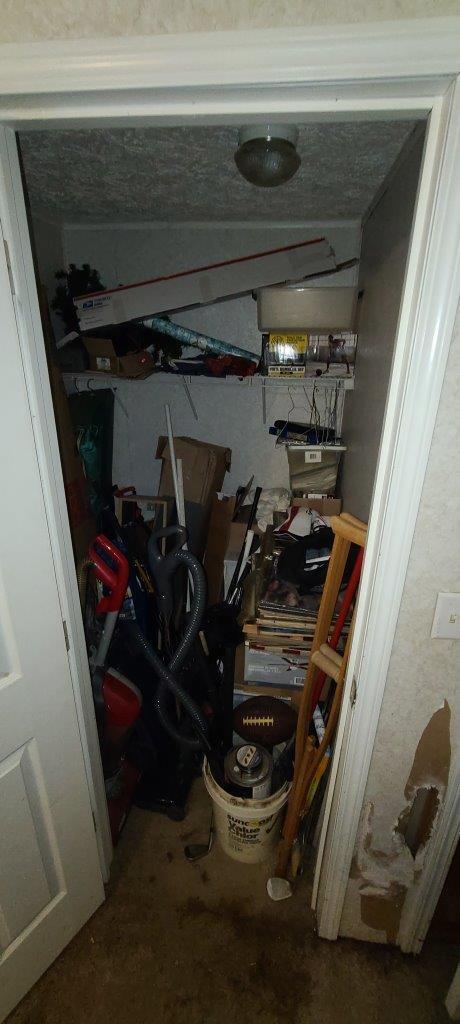 NO RECORDED SUBDIVISION - Residential