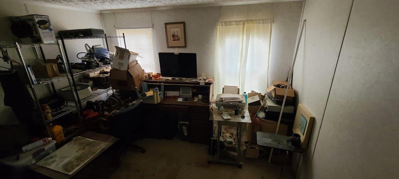 NO RECORDED SUBDIVISION - Residential