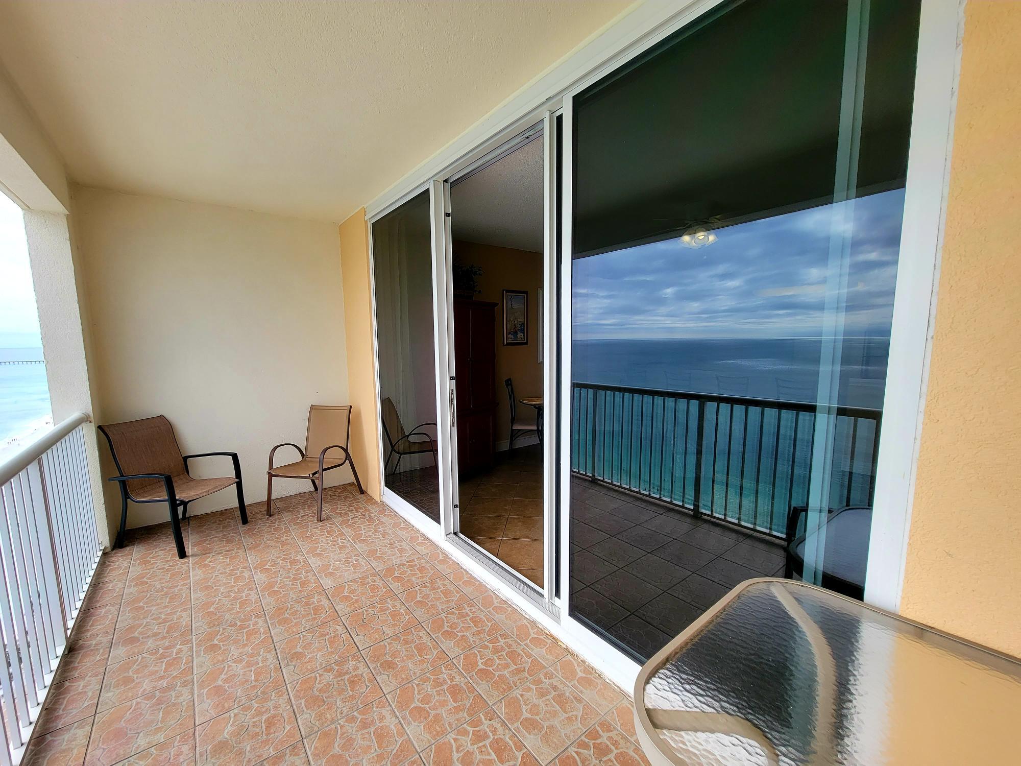 MAJESTIC BEACH TOWERS I - Residential