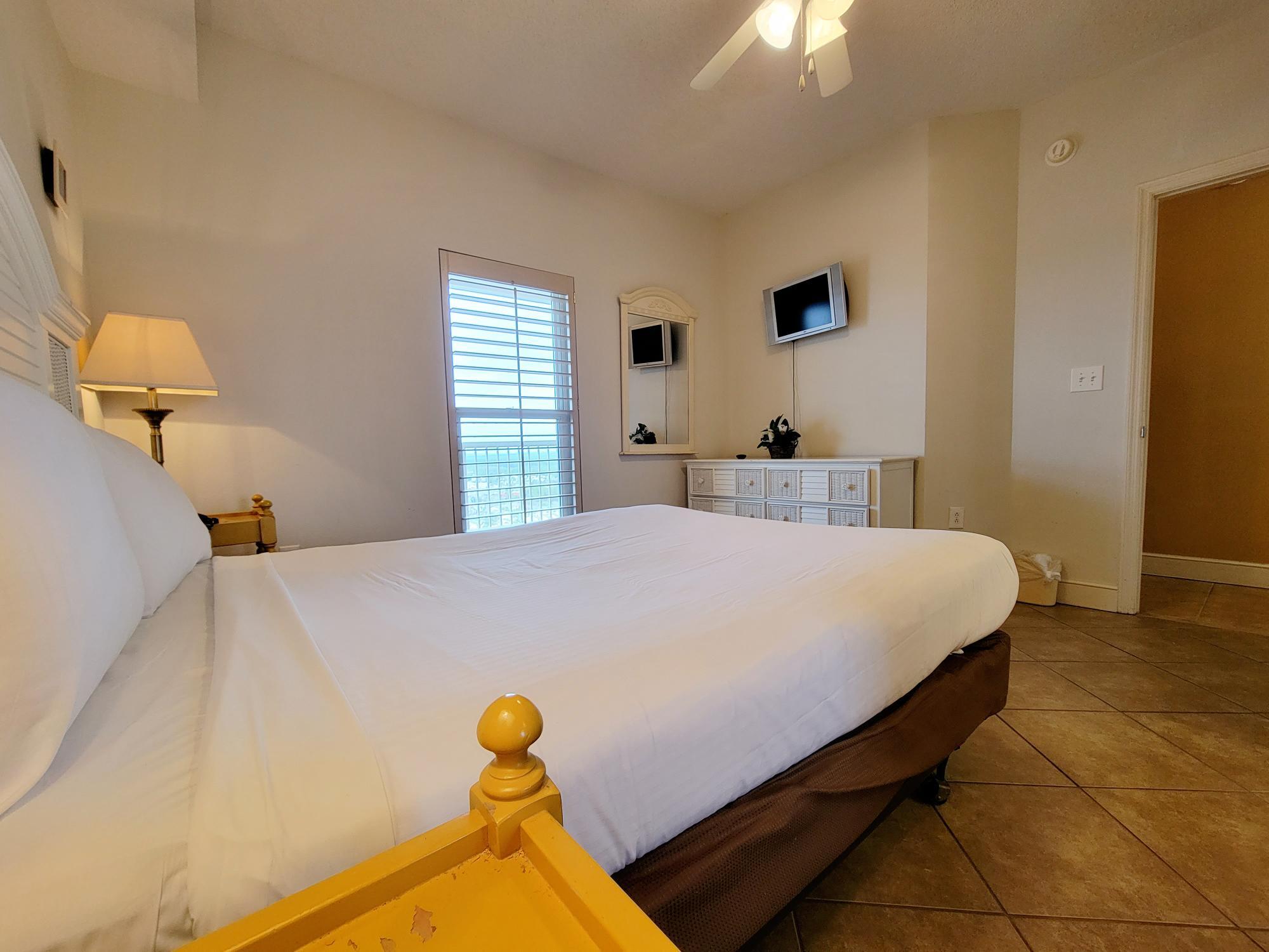 MAJESTIC BEACH TOWERS I - Residential