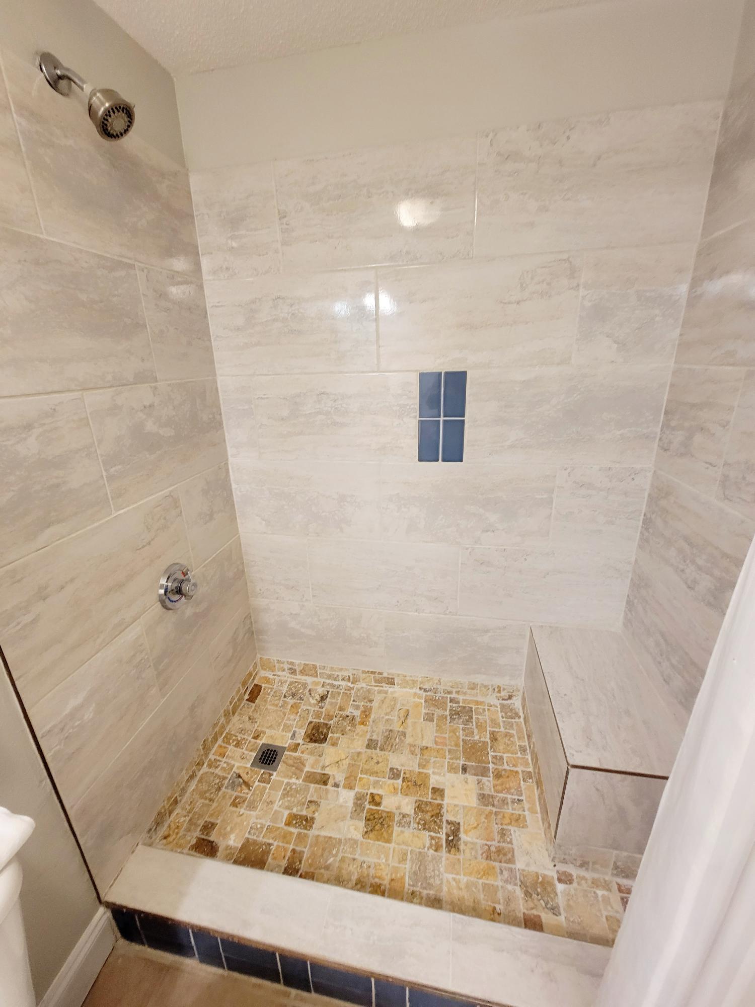 MAJESTIC BEACH TOWERS I - Residential