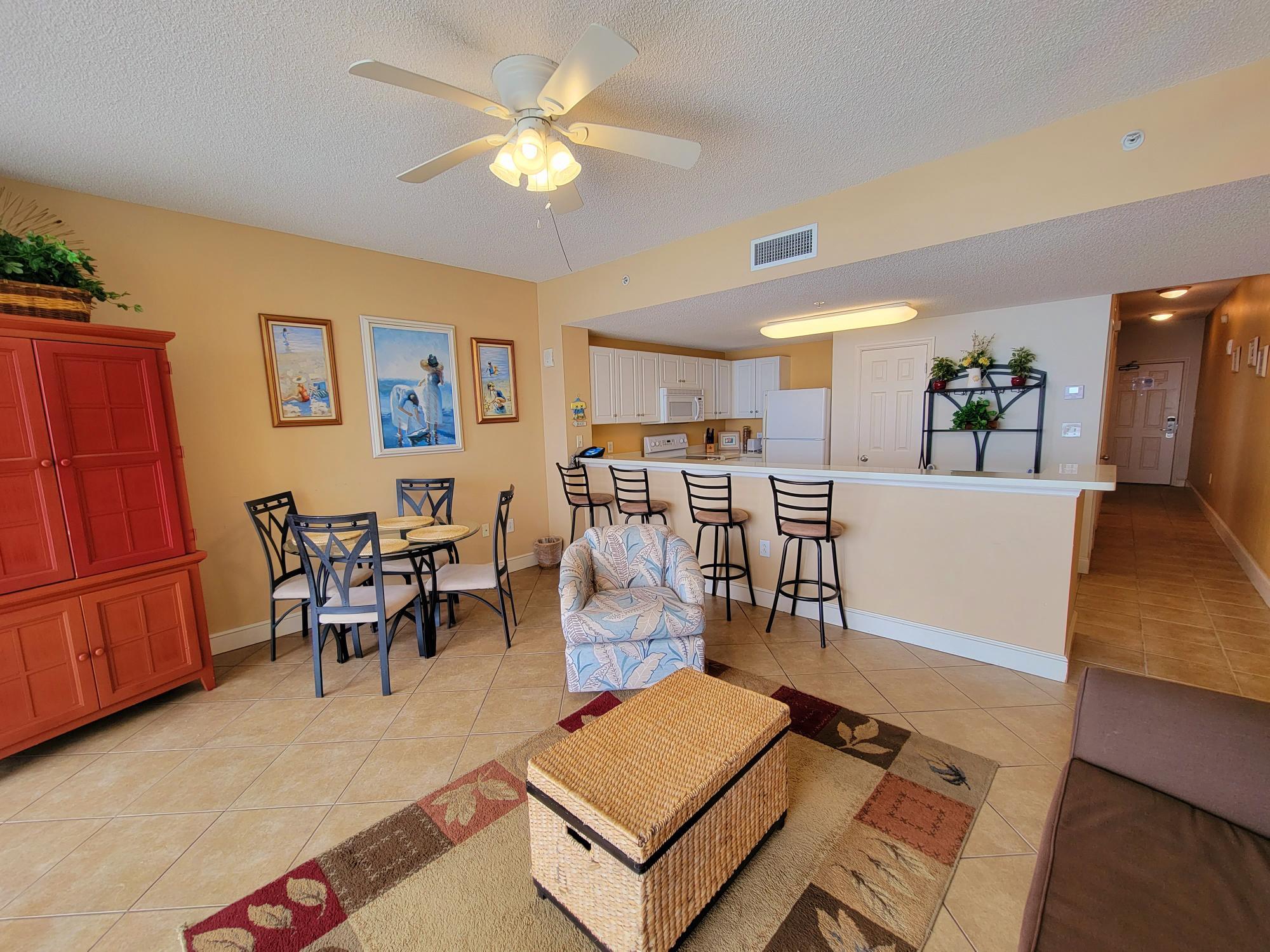 MAJESTIC BEACH TOWERS I - Residential