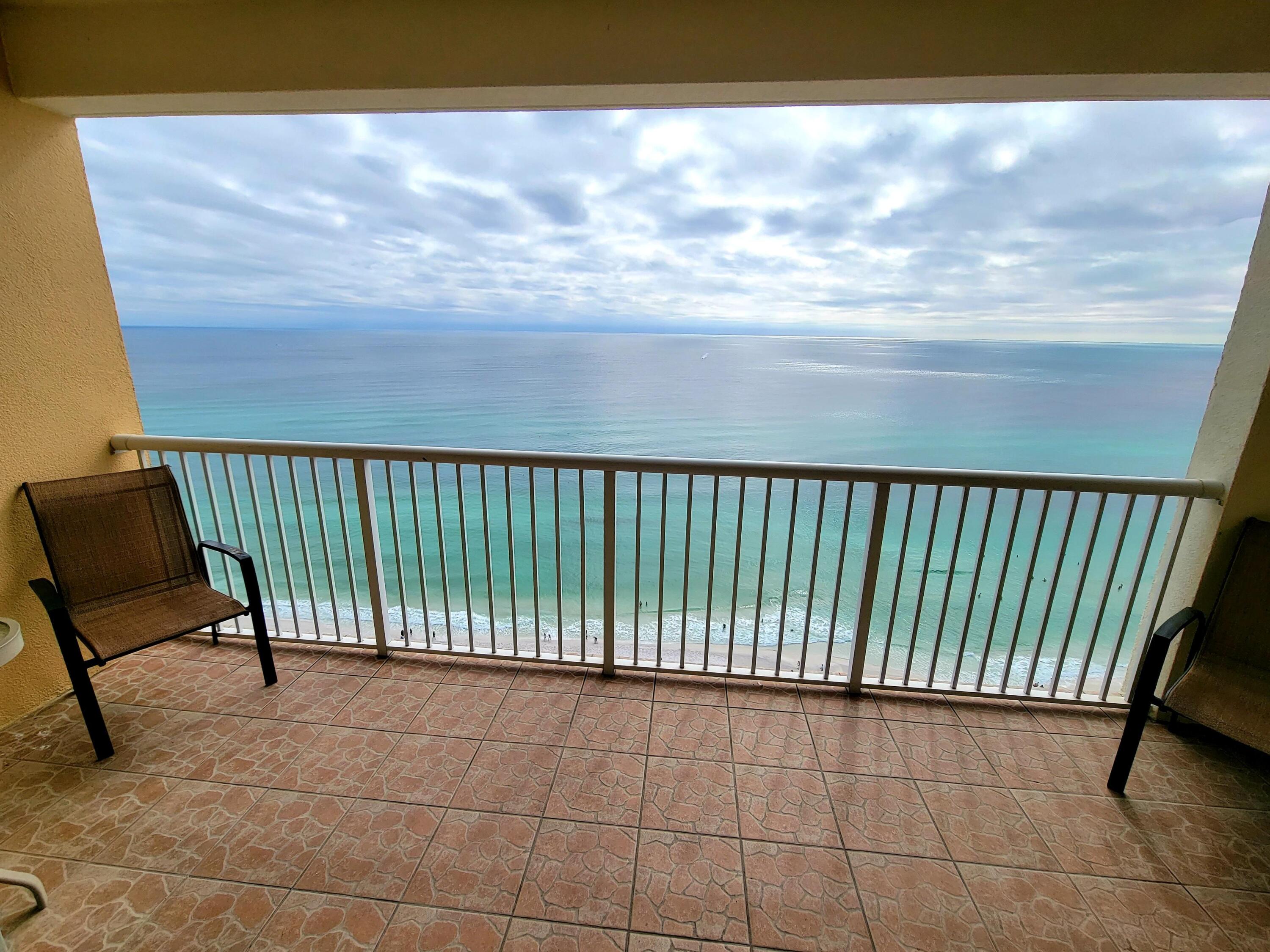 MAJESTIC BEACH TOWERS I - Residential