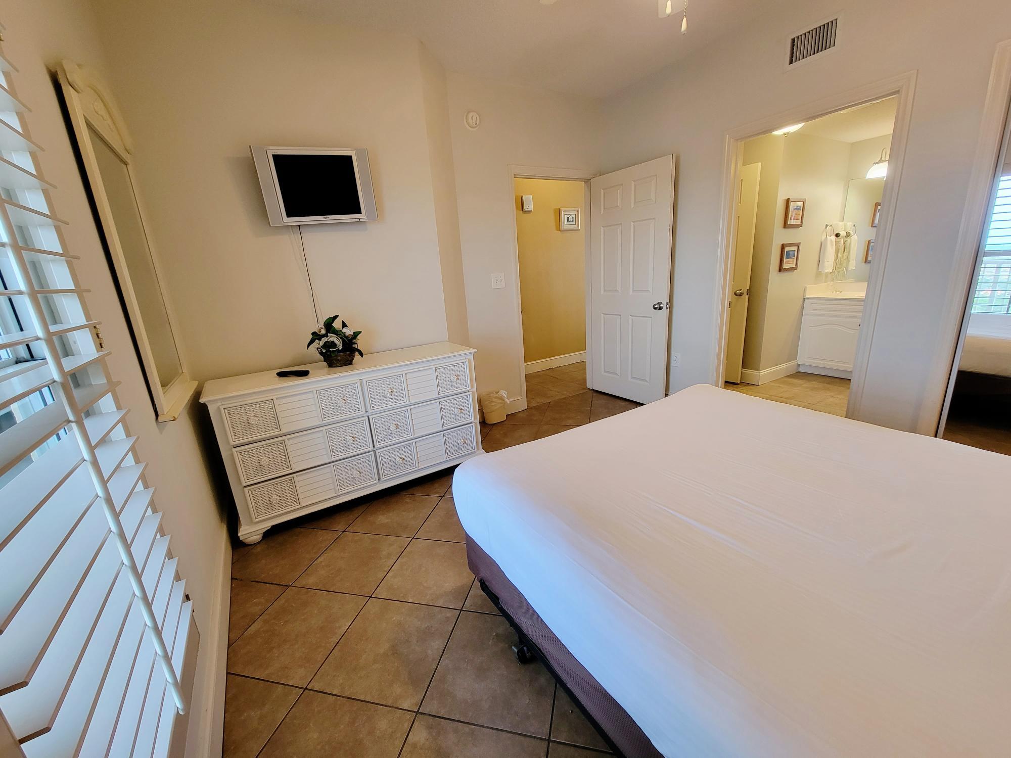 MAJESTIC BEACH TOWERS I - Residential