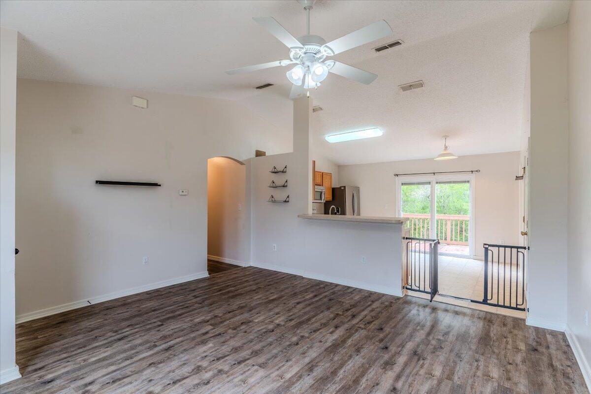 RIDGE CREST PH II - Residential