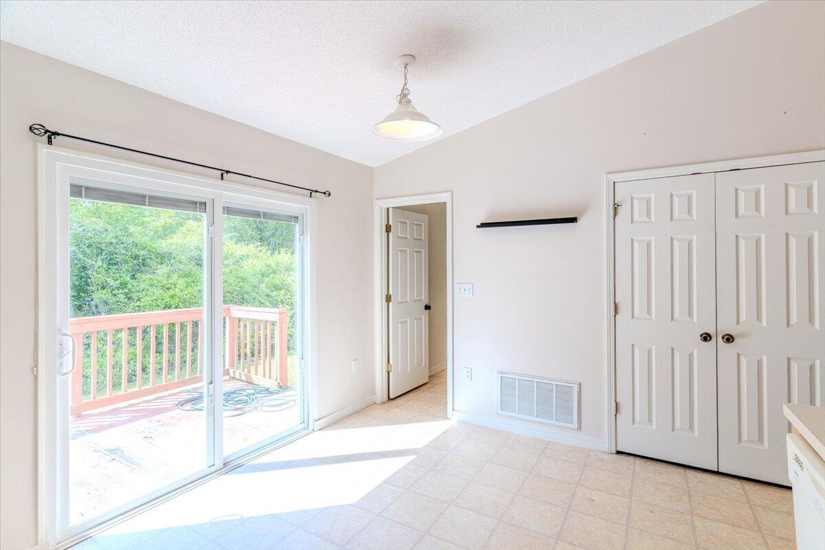 RIDGE CREST PH II - Residential