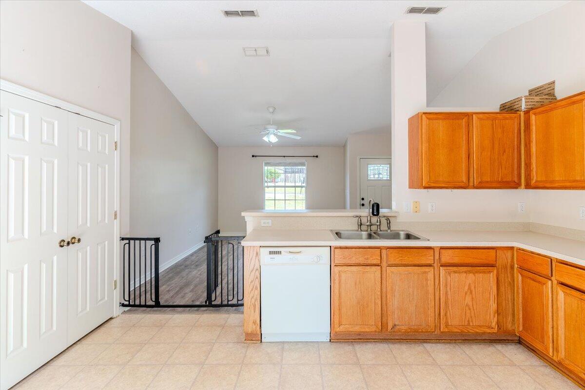 RIDGE CREST PH II - Residential