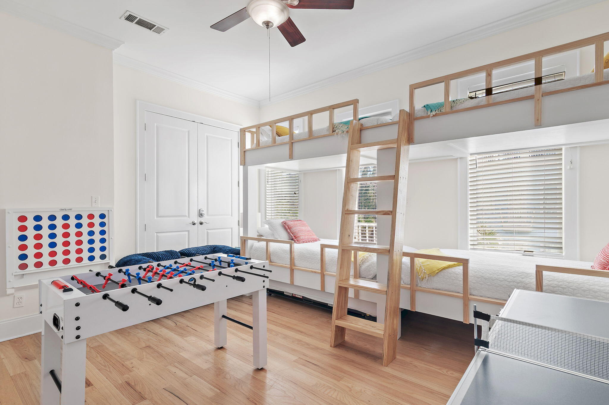 SUMMER PLACE - Residential