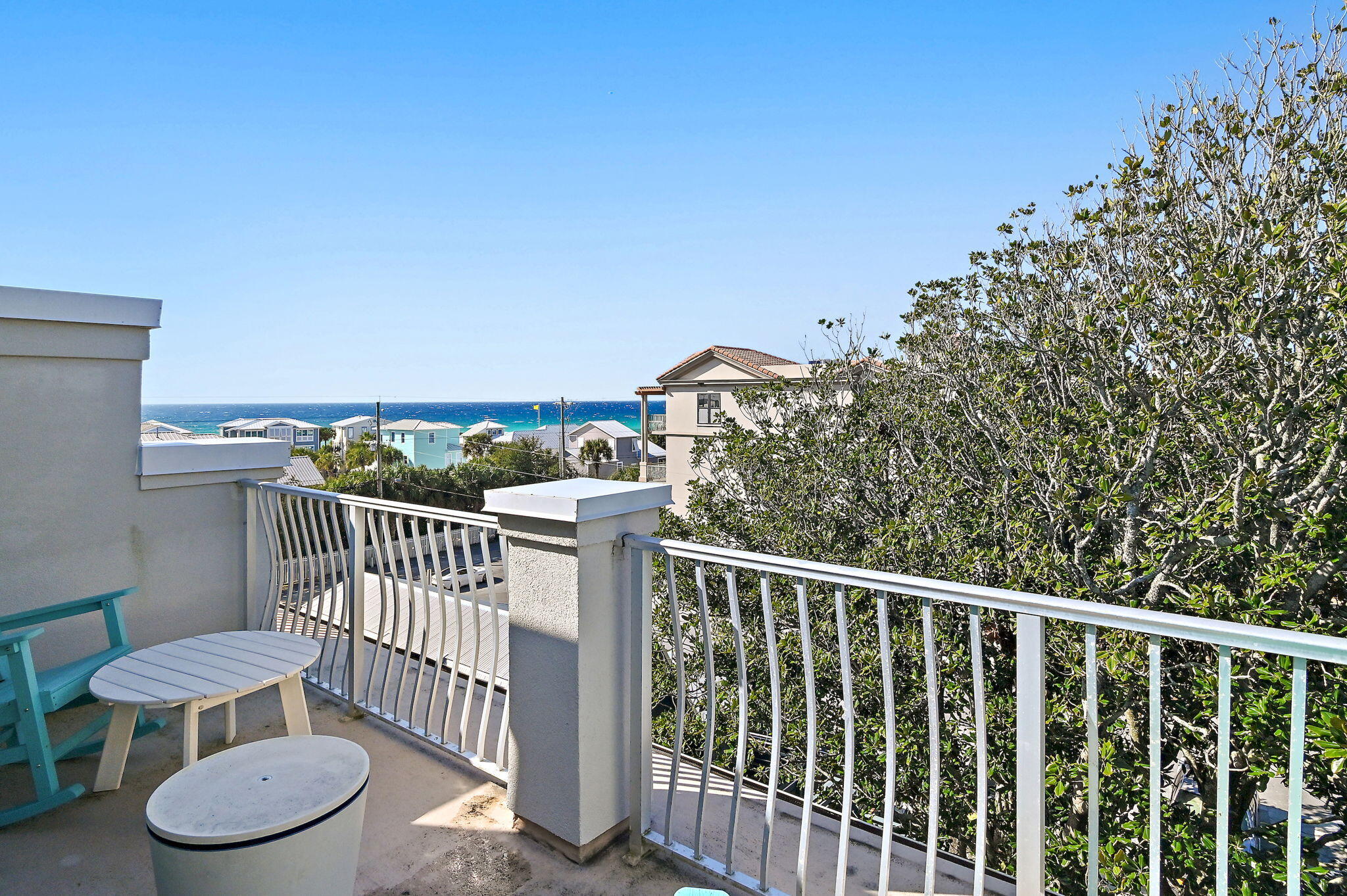 SUMMER PLACE - Residential