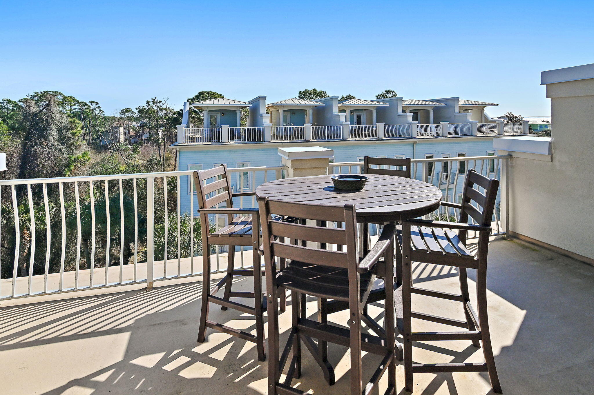 SUMMER PLACE - Residential