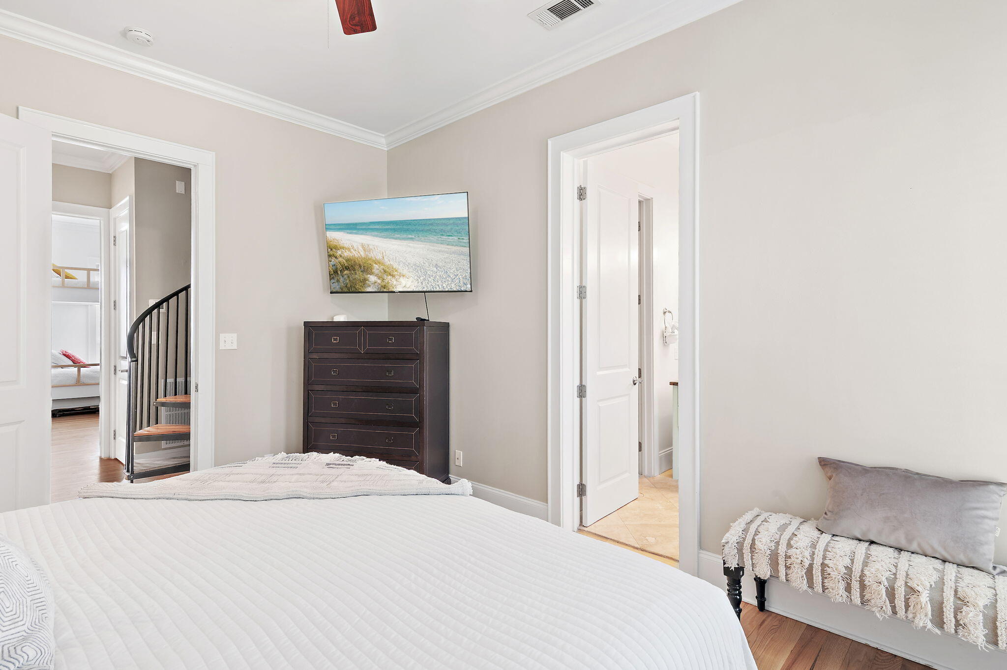 SUMMER PLACE - Residential