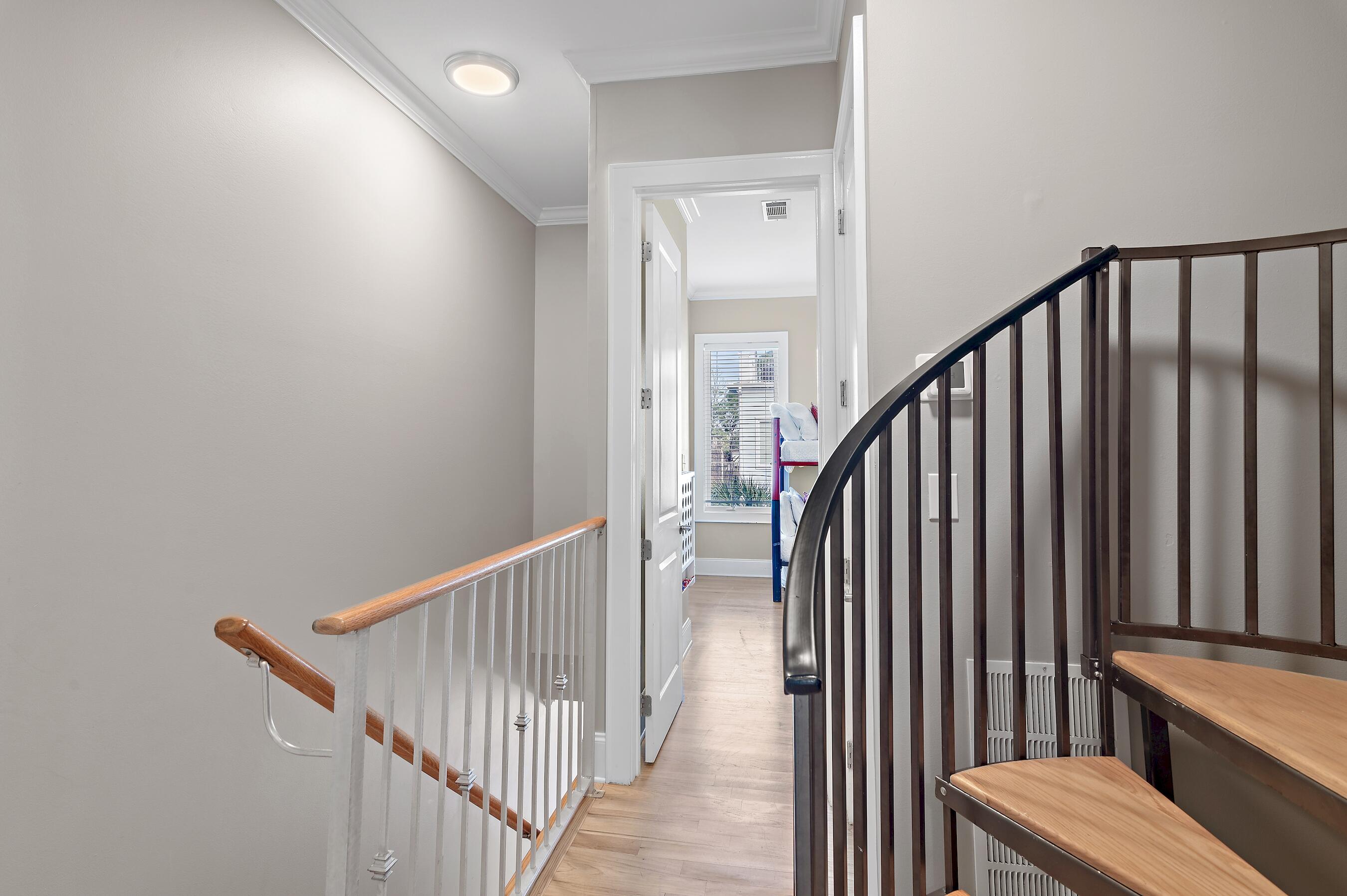 SUMMER PLACE - Residential