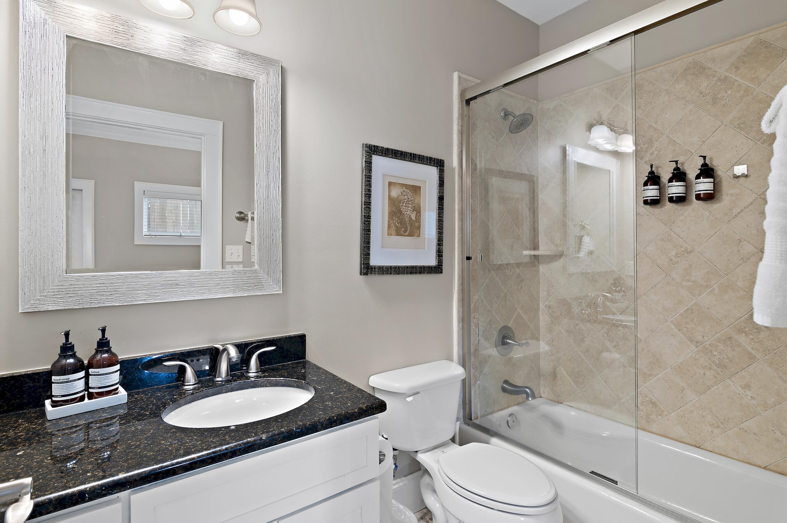 SUMMER PLACE - Residential