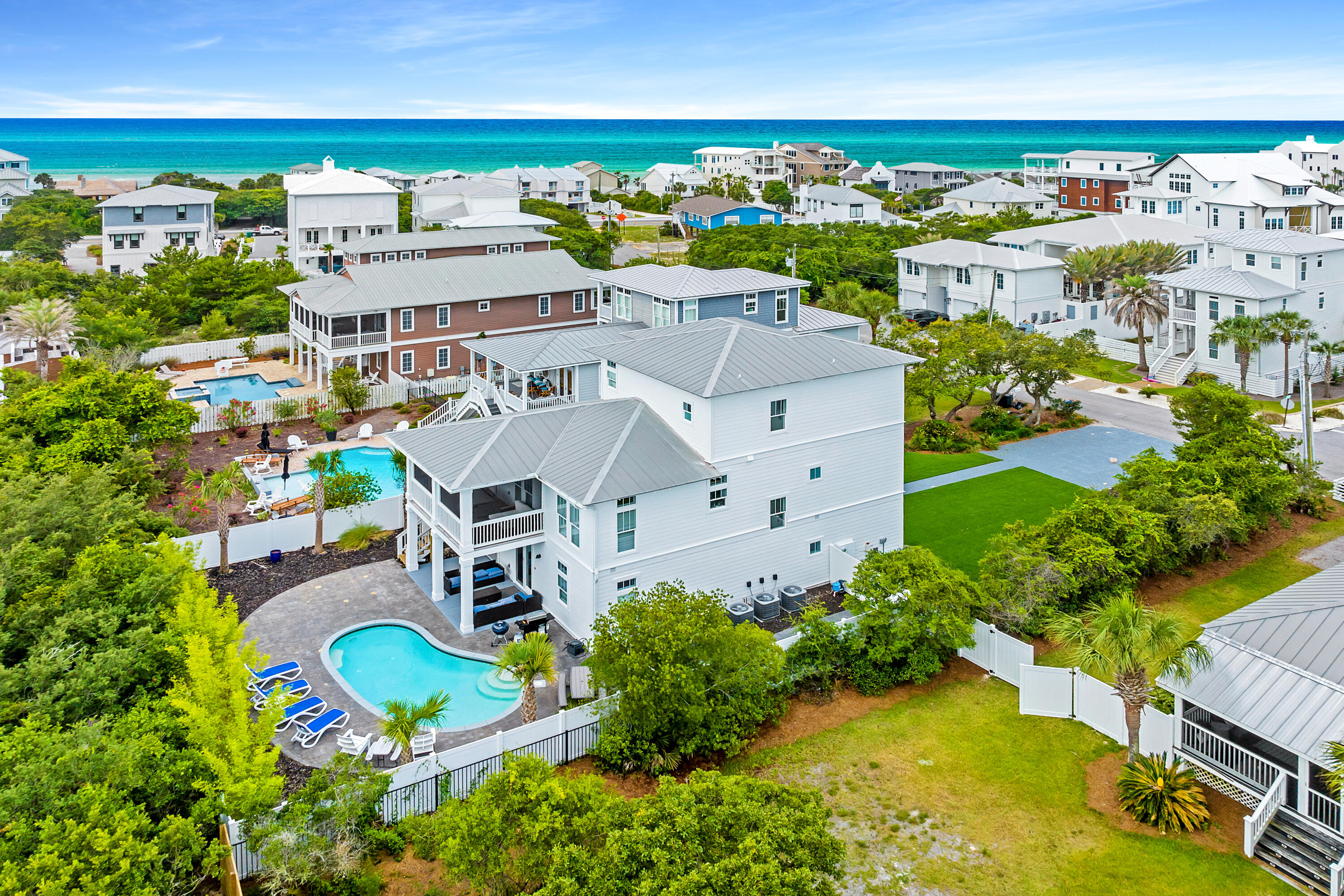 SEACREST EAST - Residential