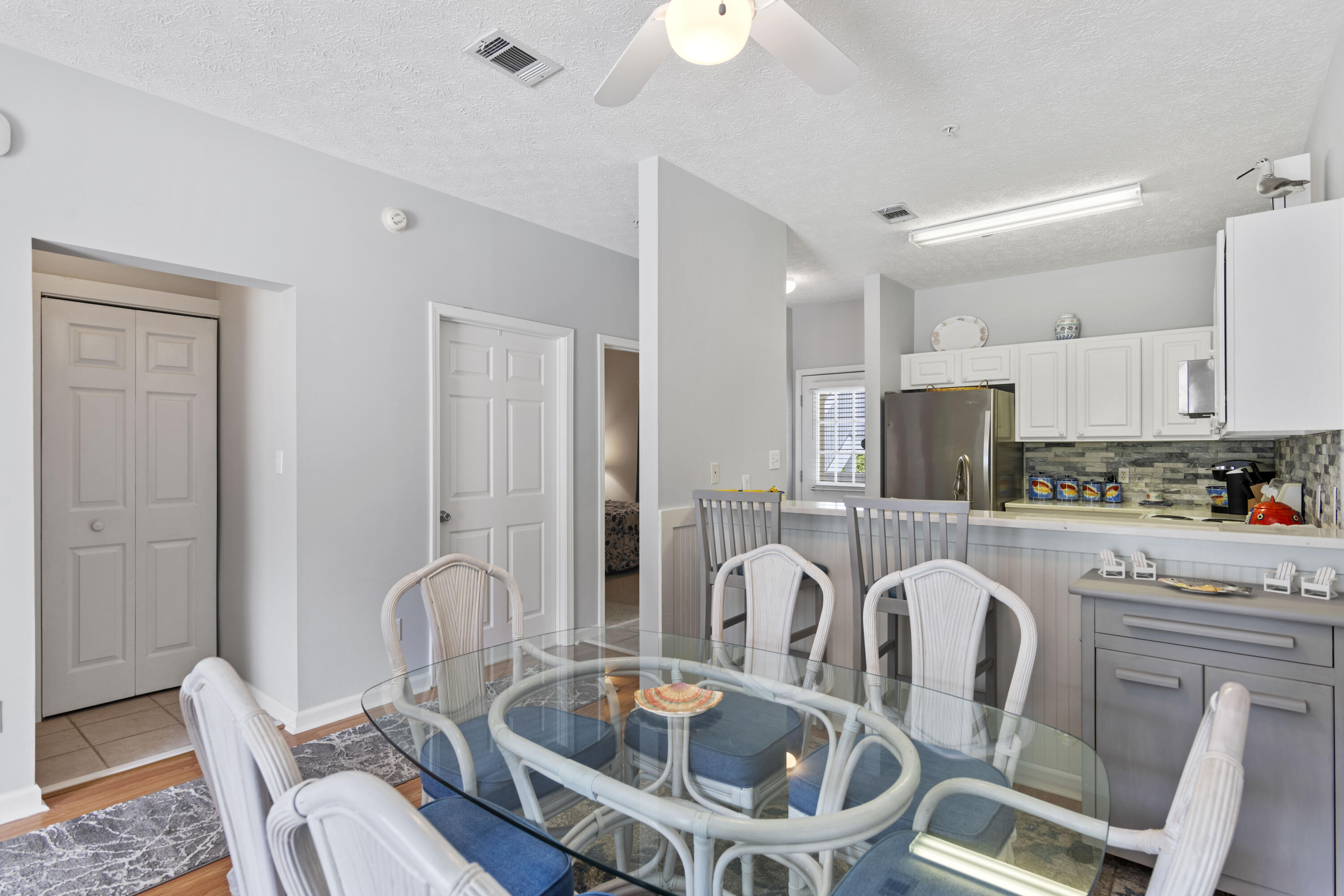 HERONS WATCH CONDO PH 2 - Residential
