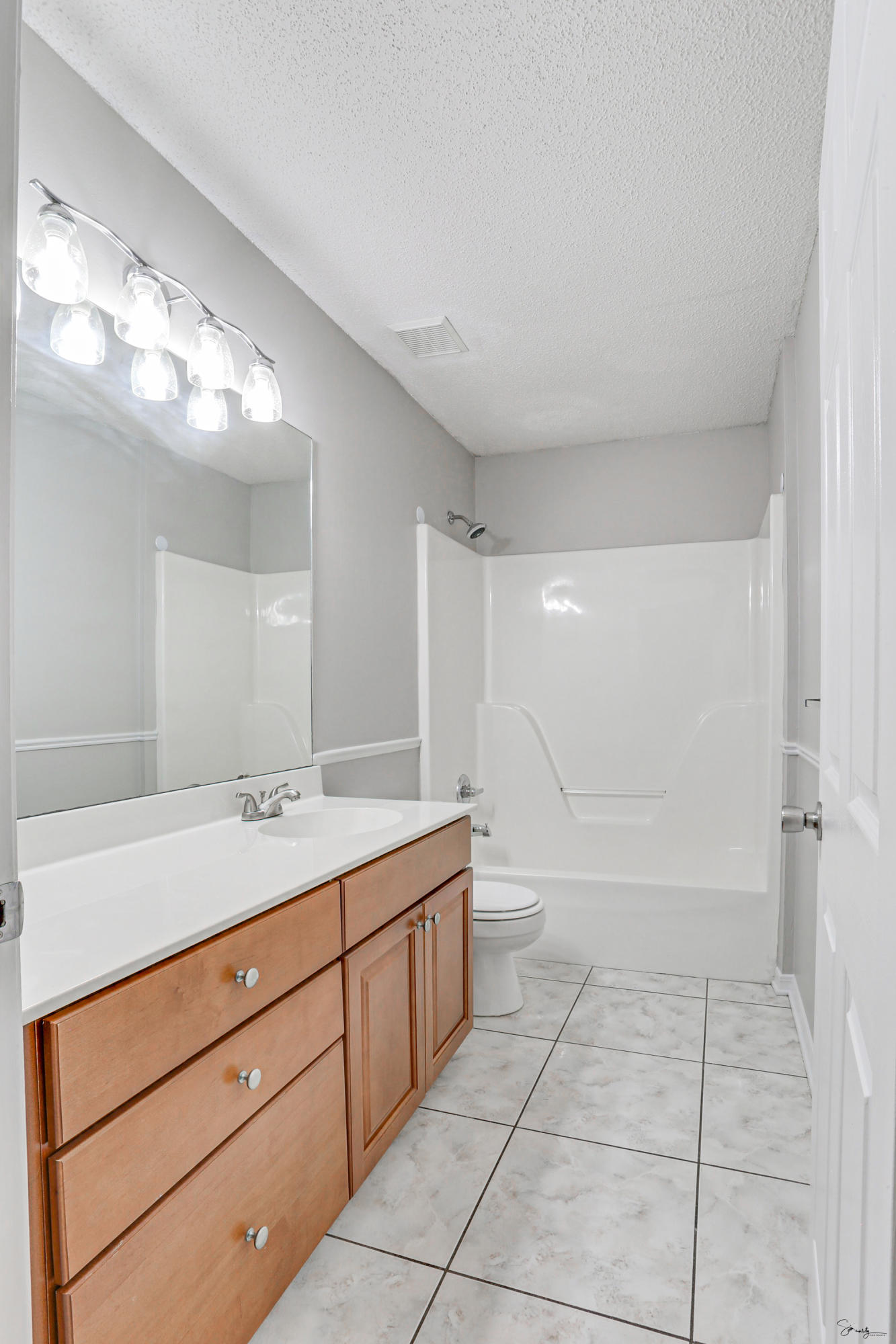 CORONADO VILLAGE PH 3 - Residential