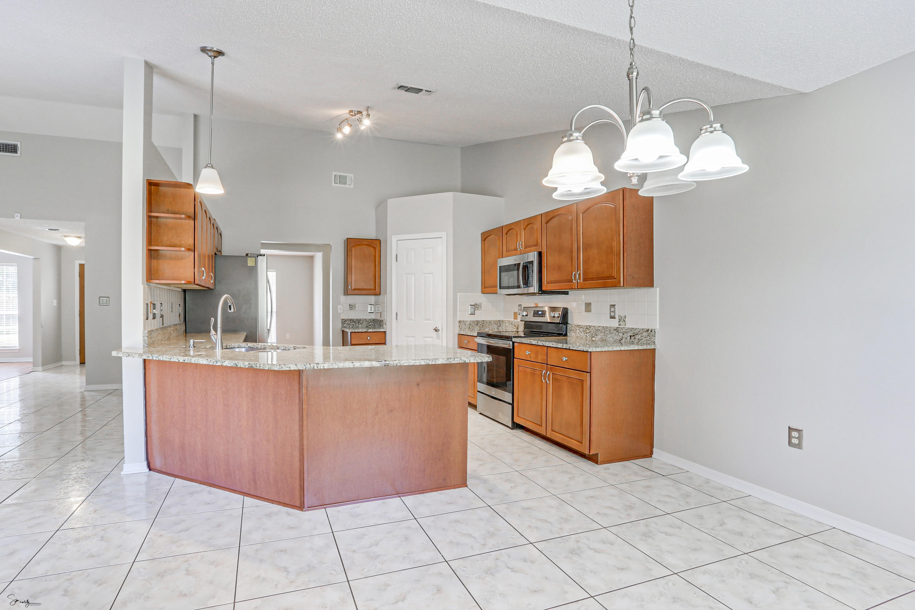 CORONADO VILLAGE PH 3 - Residential