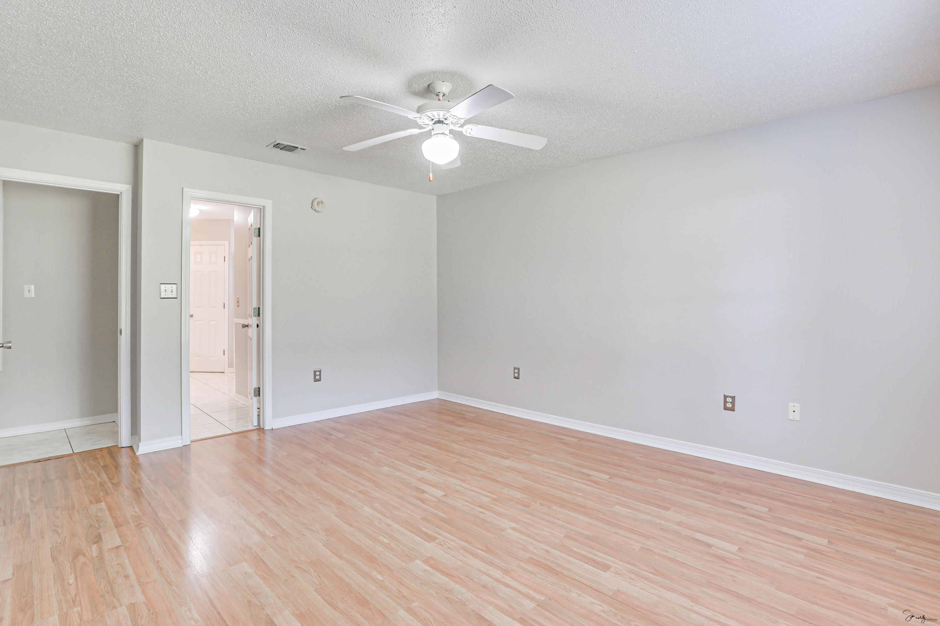 CORONADO VILLAGE PH 3 - Residential