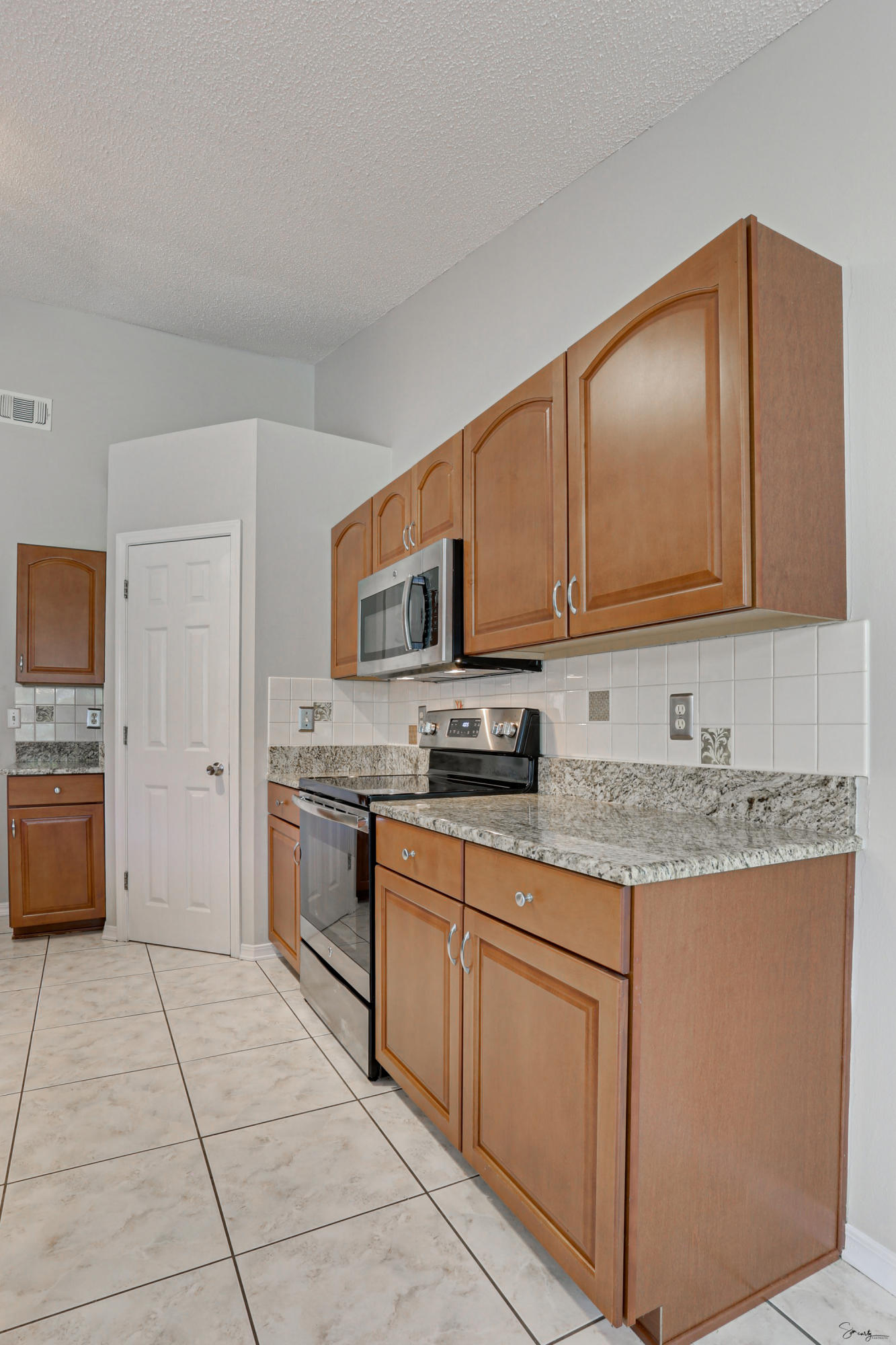 CORONADO VILLAGE PH 3 - Residential