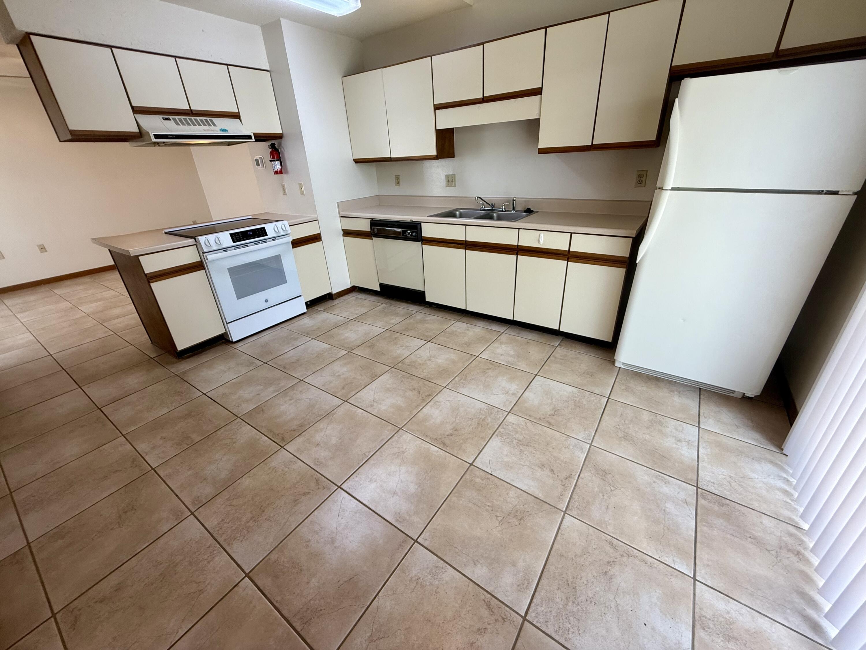 OCEAN CITY - Residential Lease