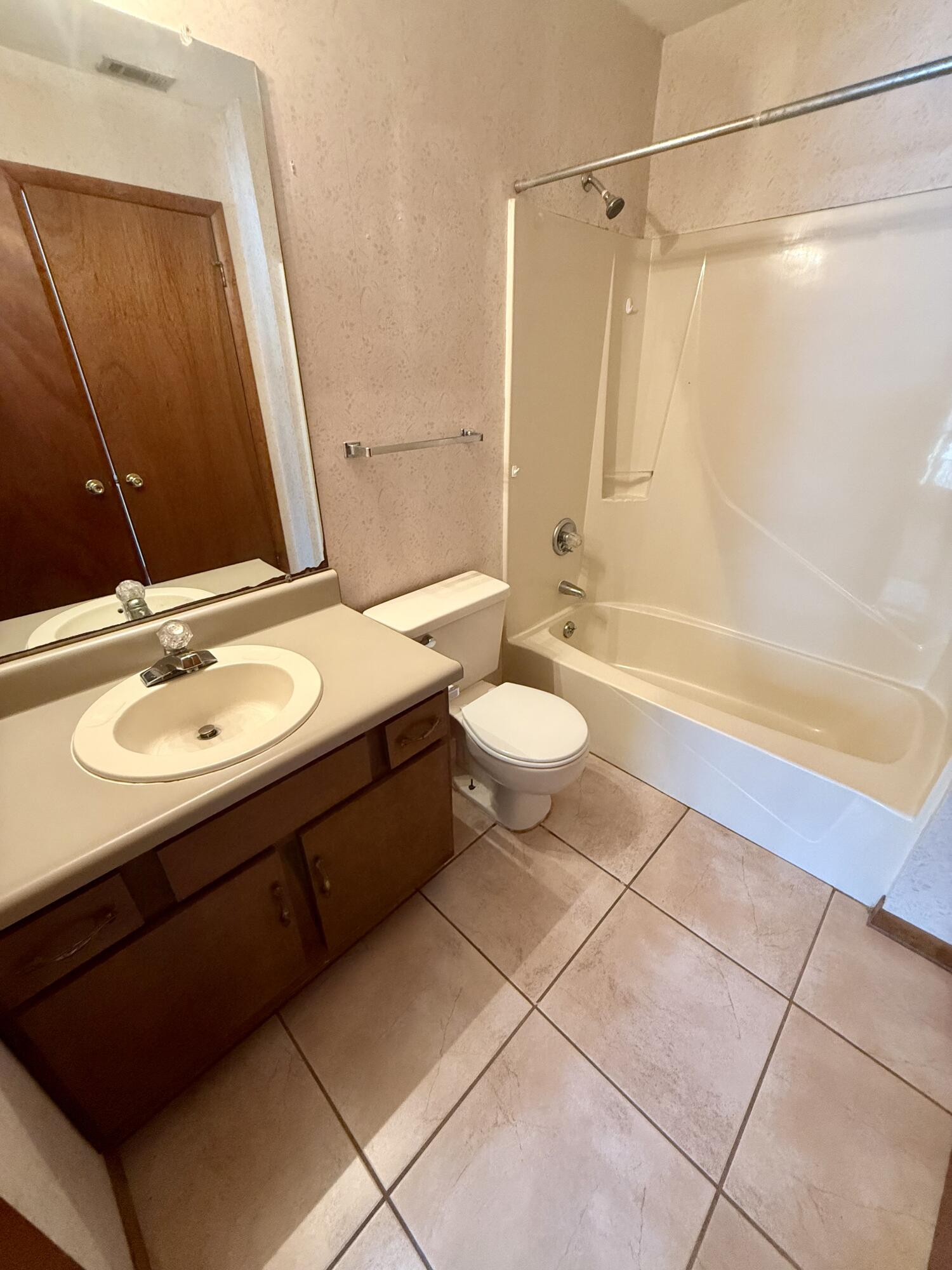 OCEAN CITY - Residential Lease