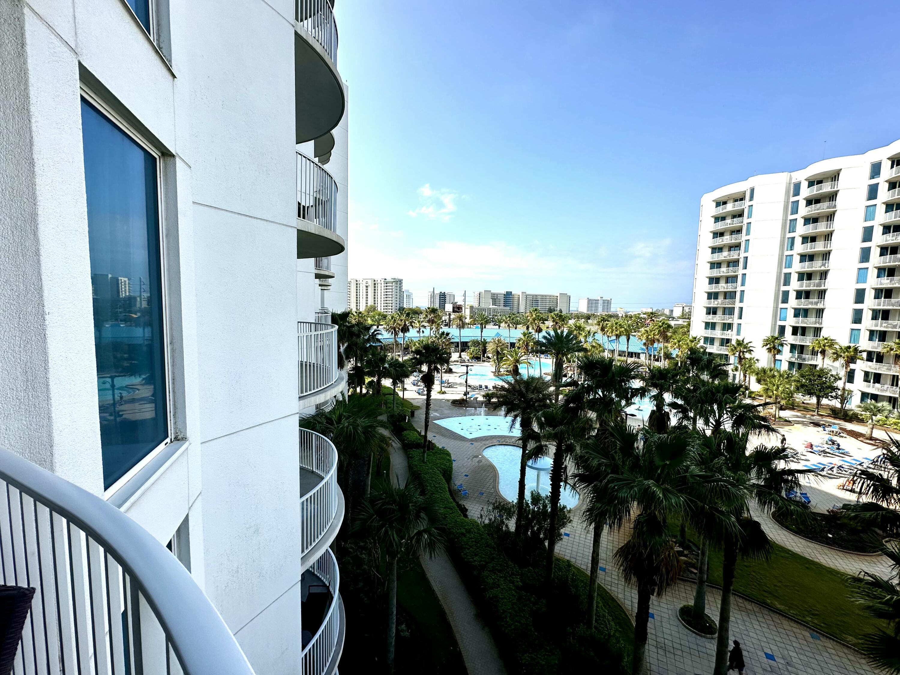 THE PALMS OF DESTIN - Residential