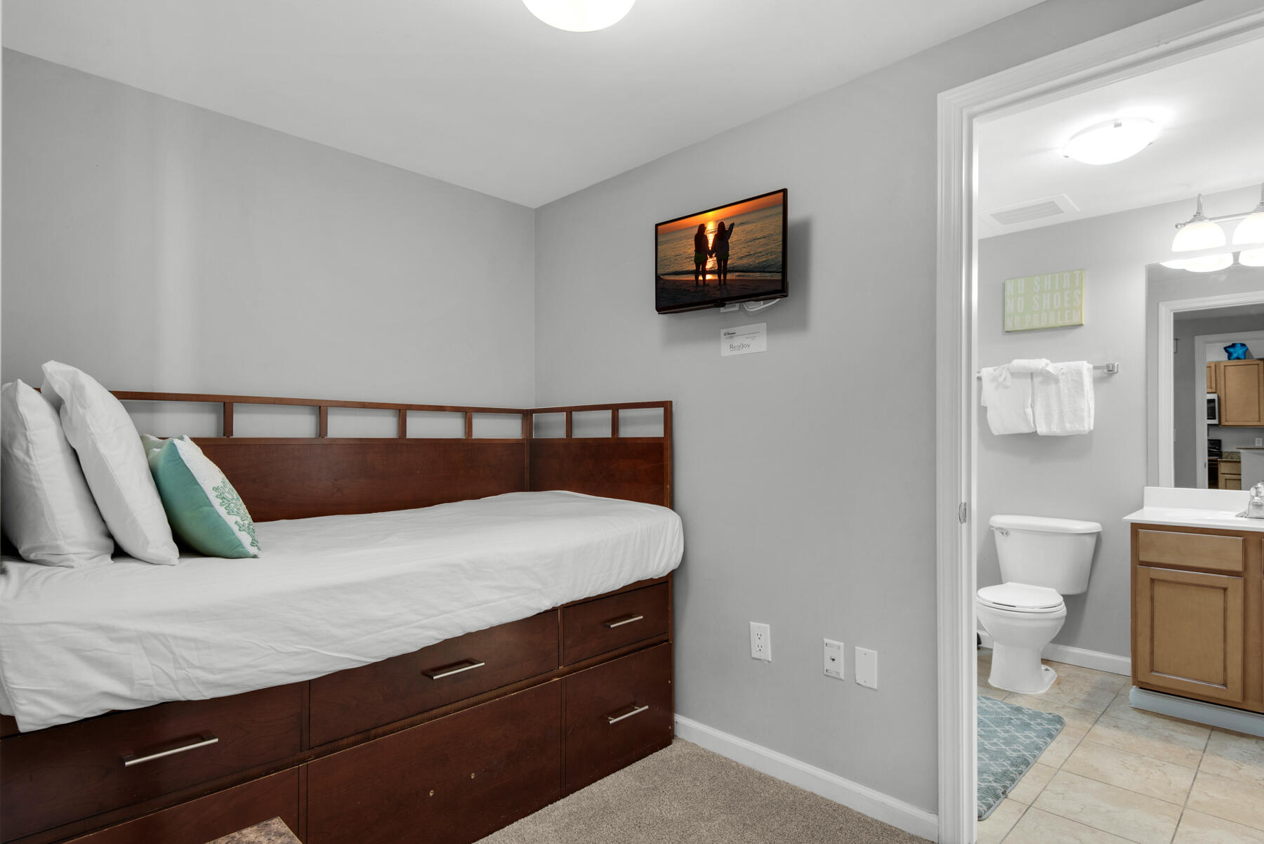 THE PALMS OF DESTIN - Residential