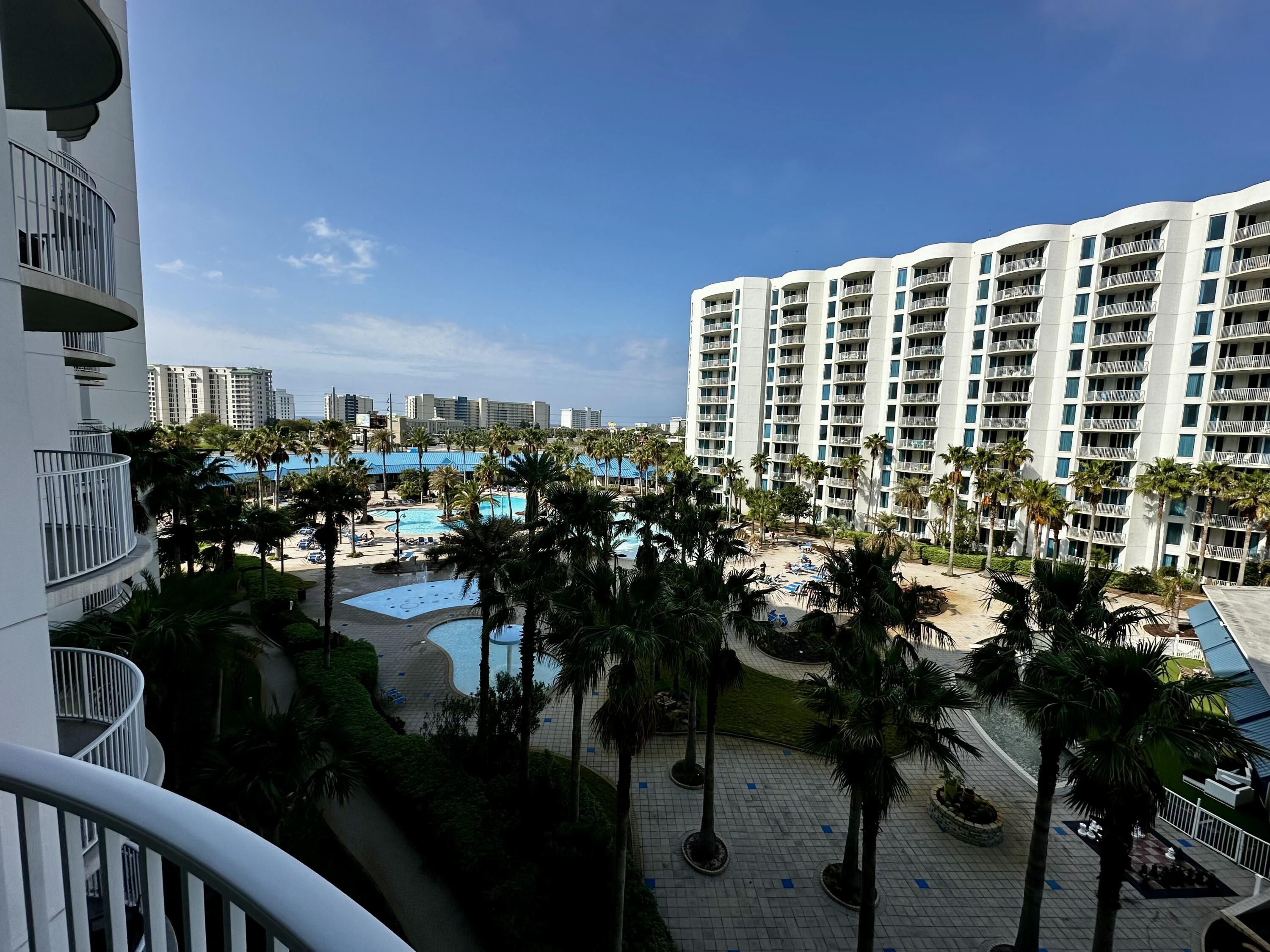 THE PALMS OF DESTIN - Residential