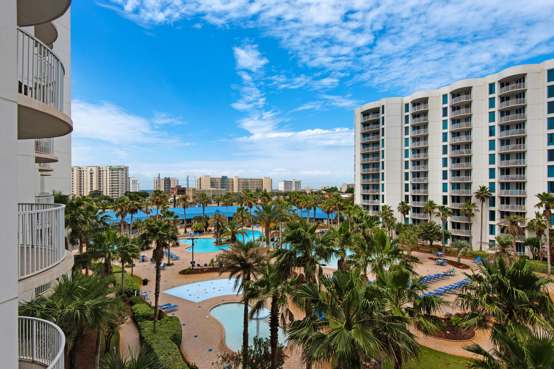 THE PALMS OF DESTIN - Residential
