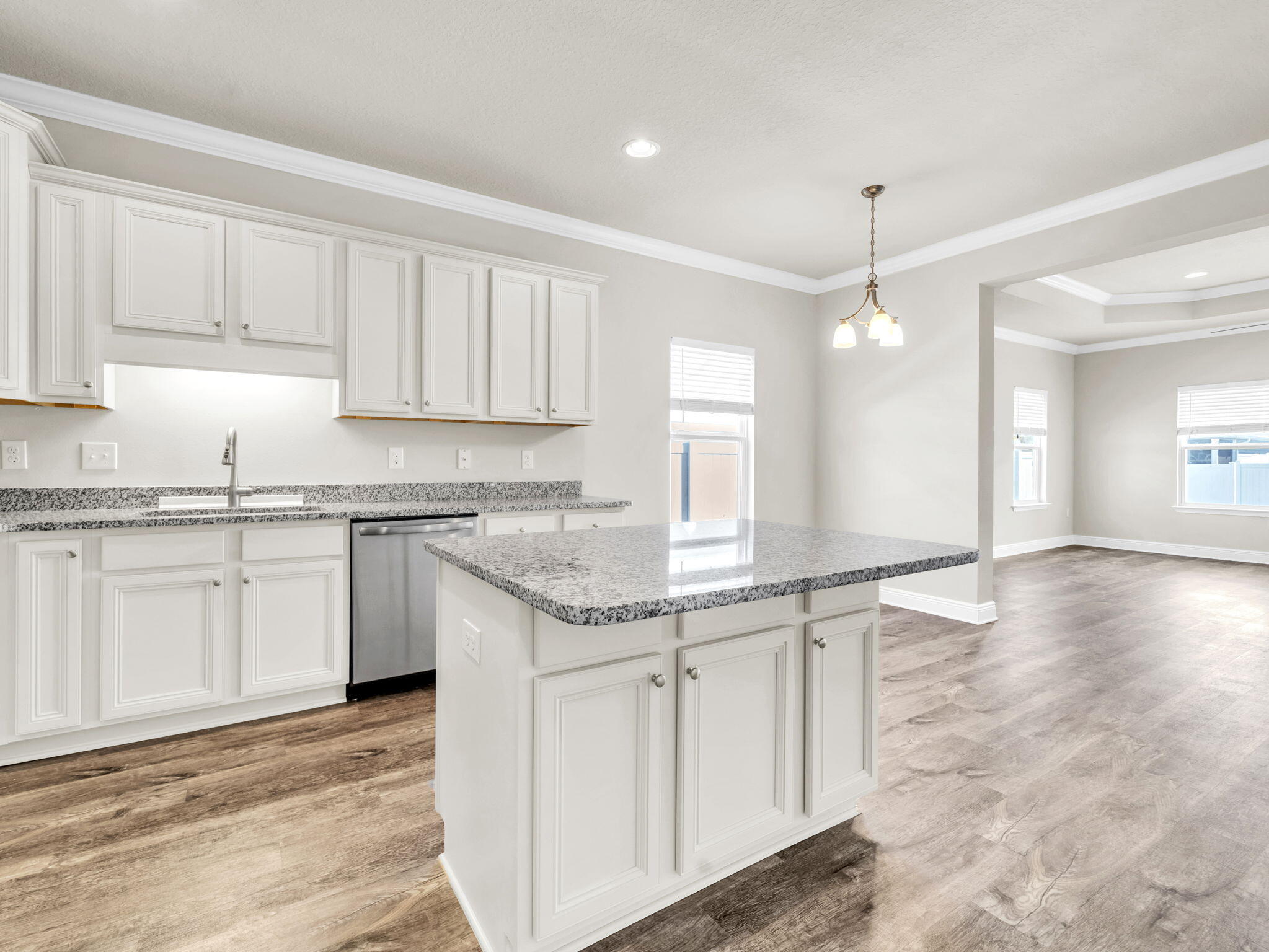 STONEGATE - Residential