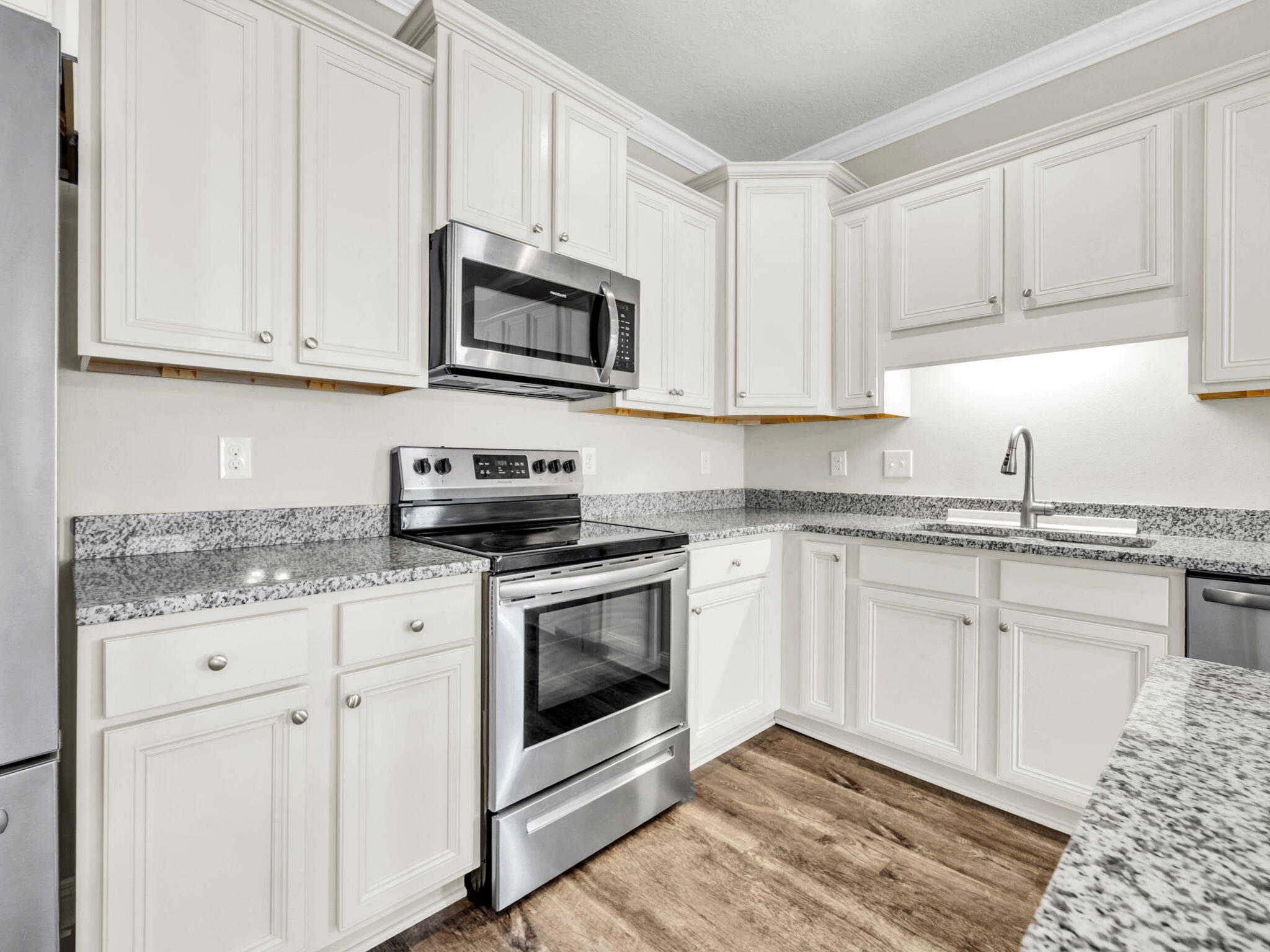 STONEGATE - Residential