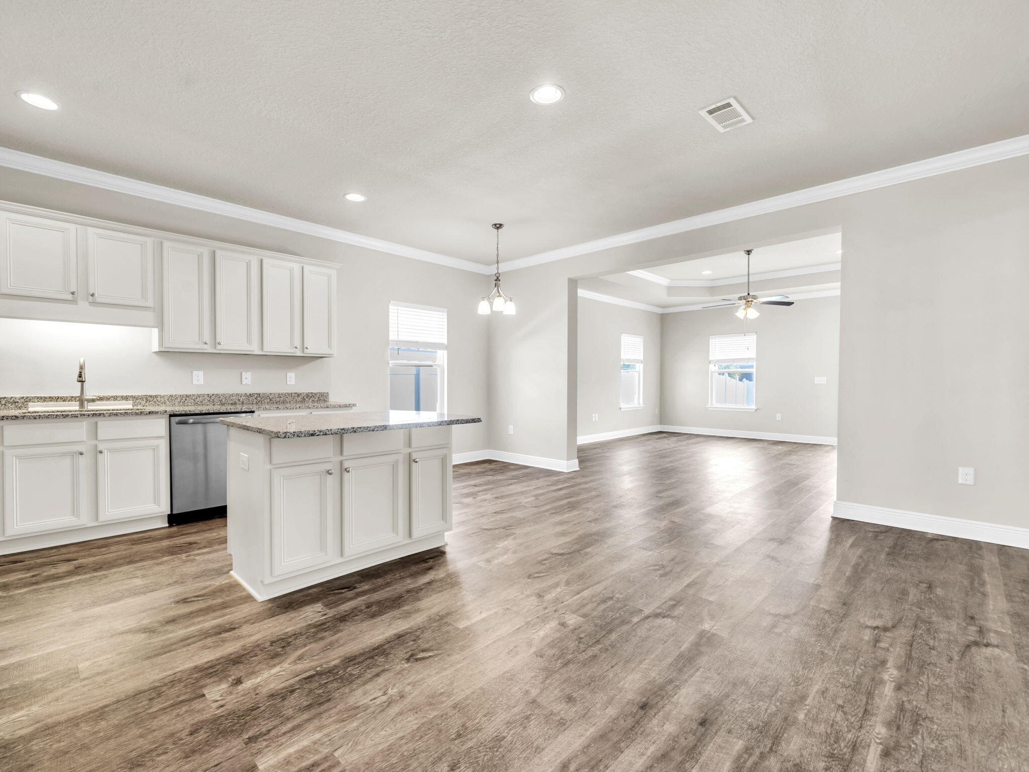 STONEGATE - Residential