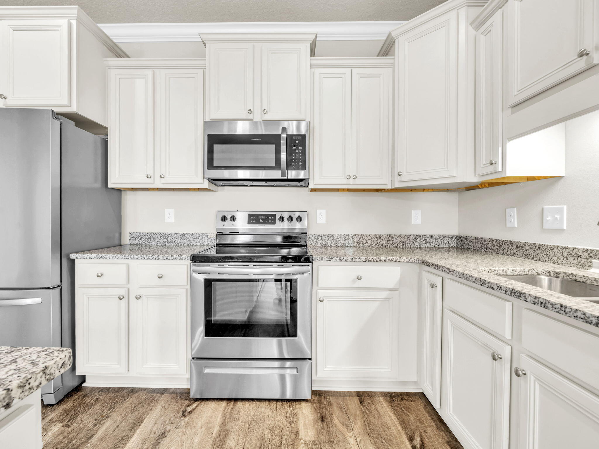 STONEGATE - Residential