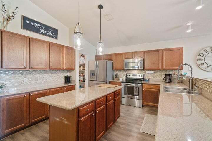 NAVARRE S/D 2ND ADDN - Residential Lease