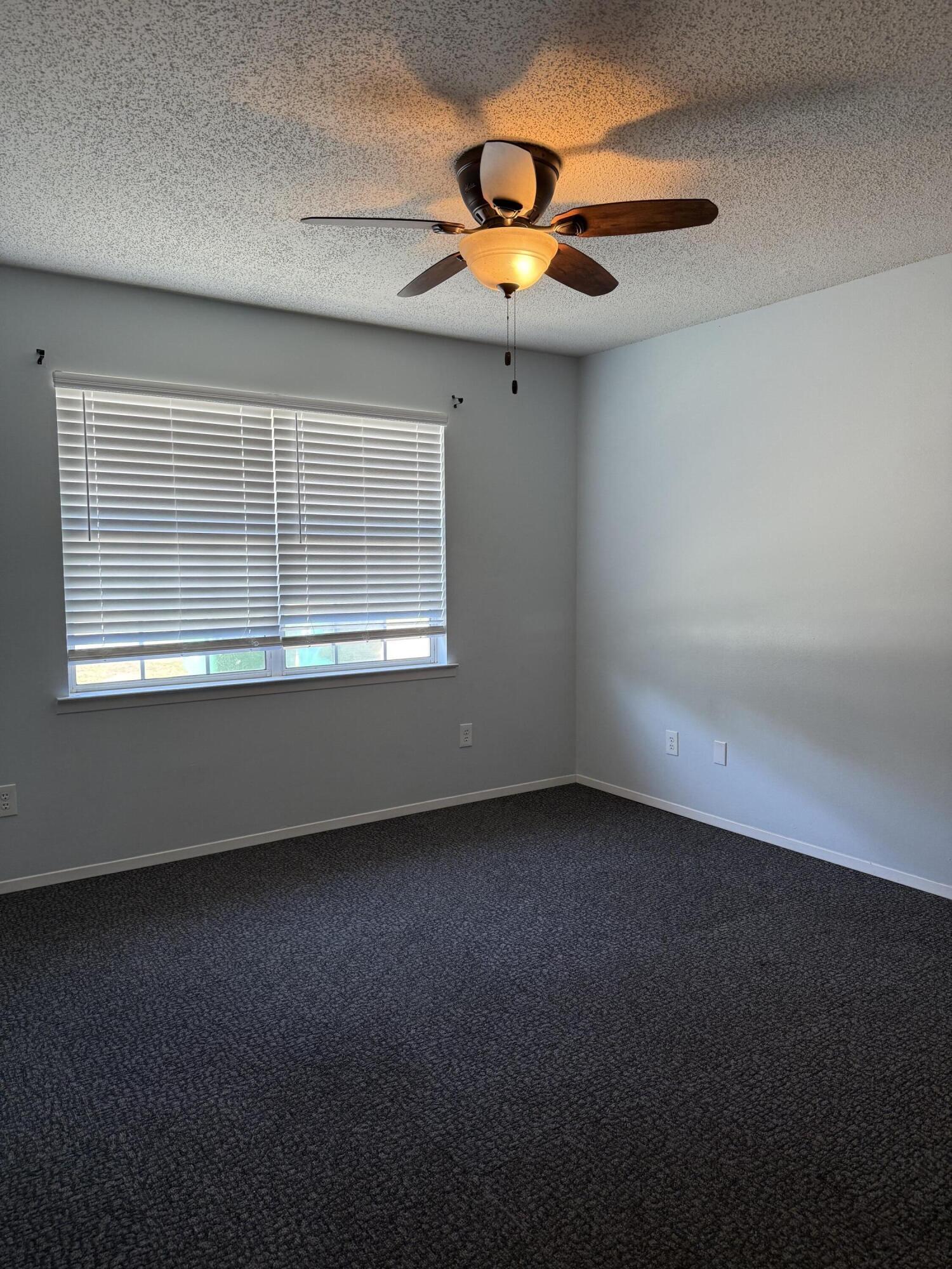 WELLINGTON MANOR - Residential Lease