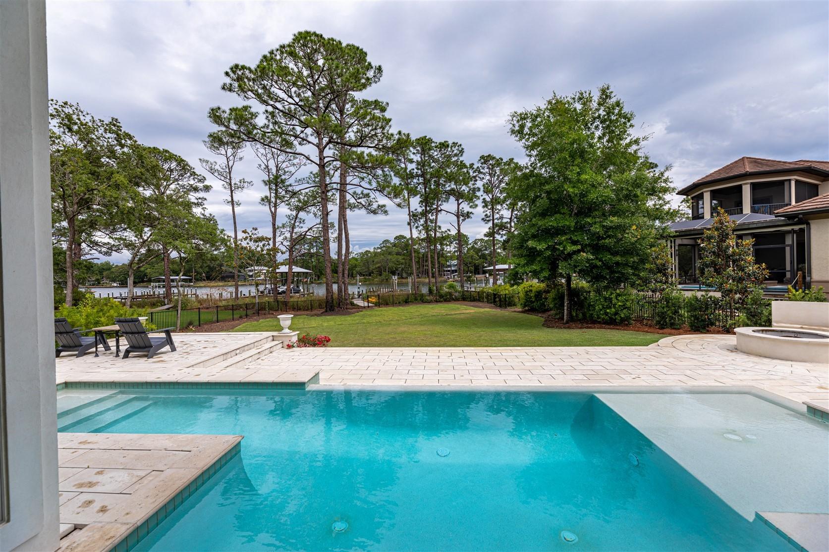 Botany Bayou - Residential