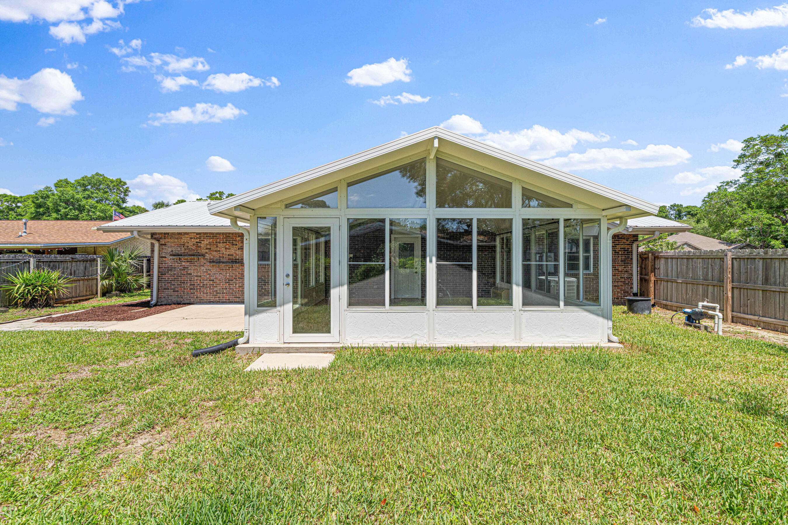 PALM ESTATES UNIT 1 - Residential