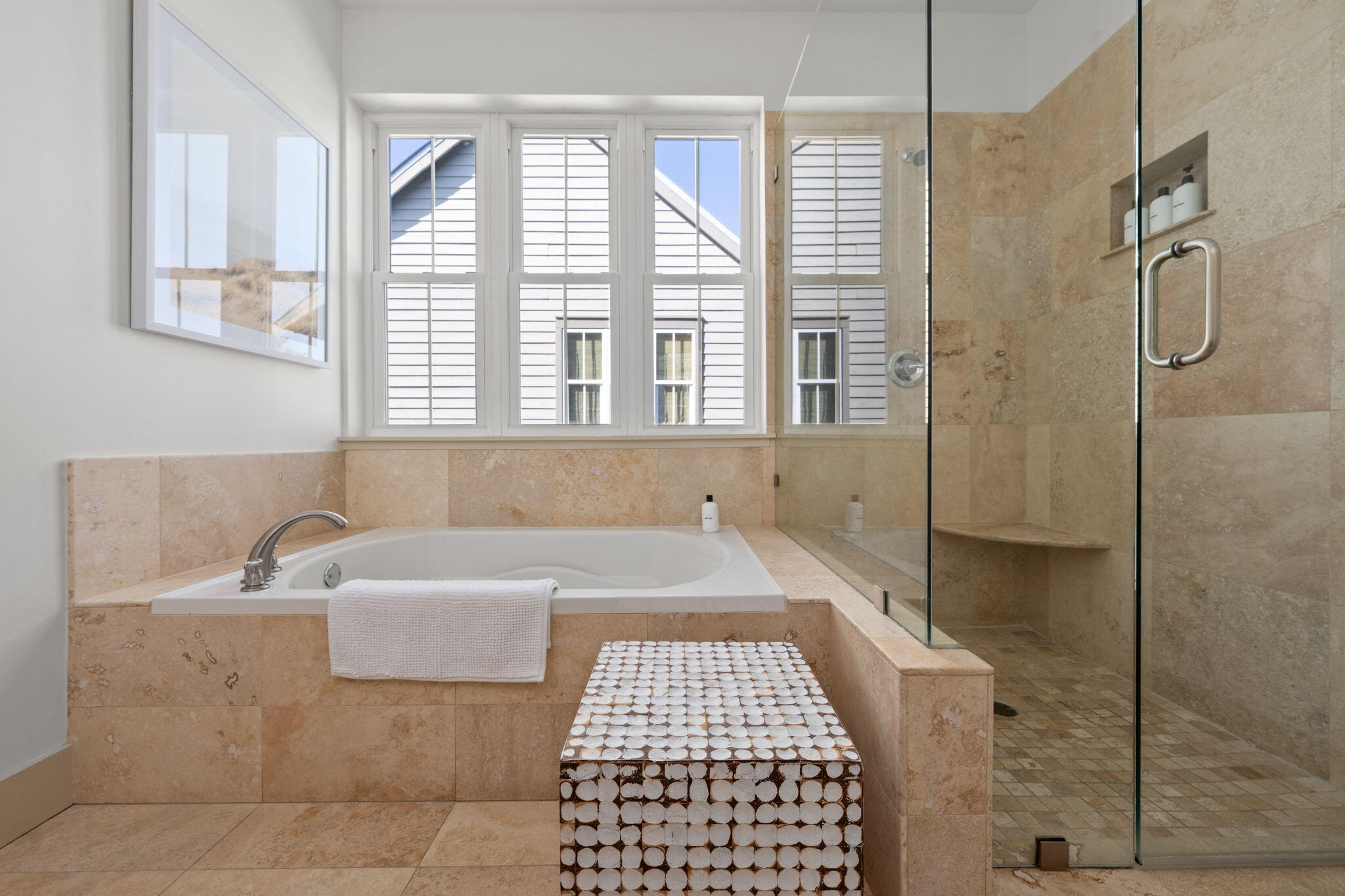 COSTA CARINA - Residential