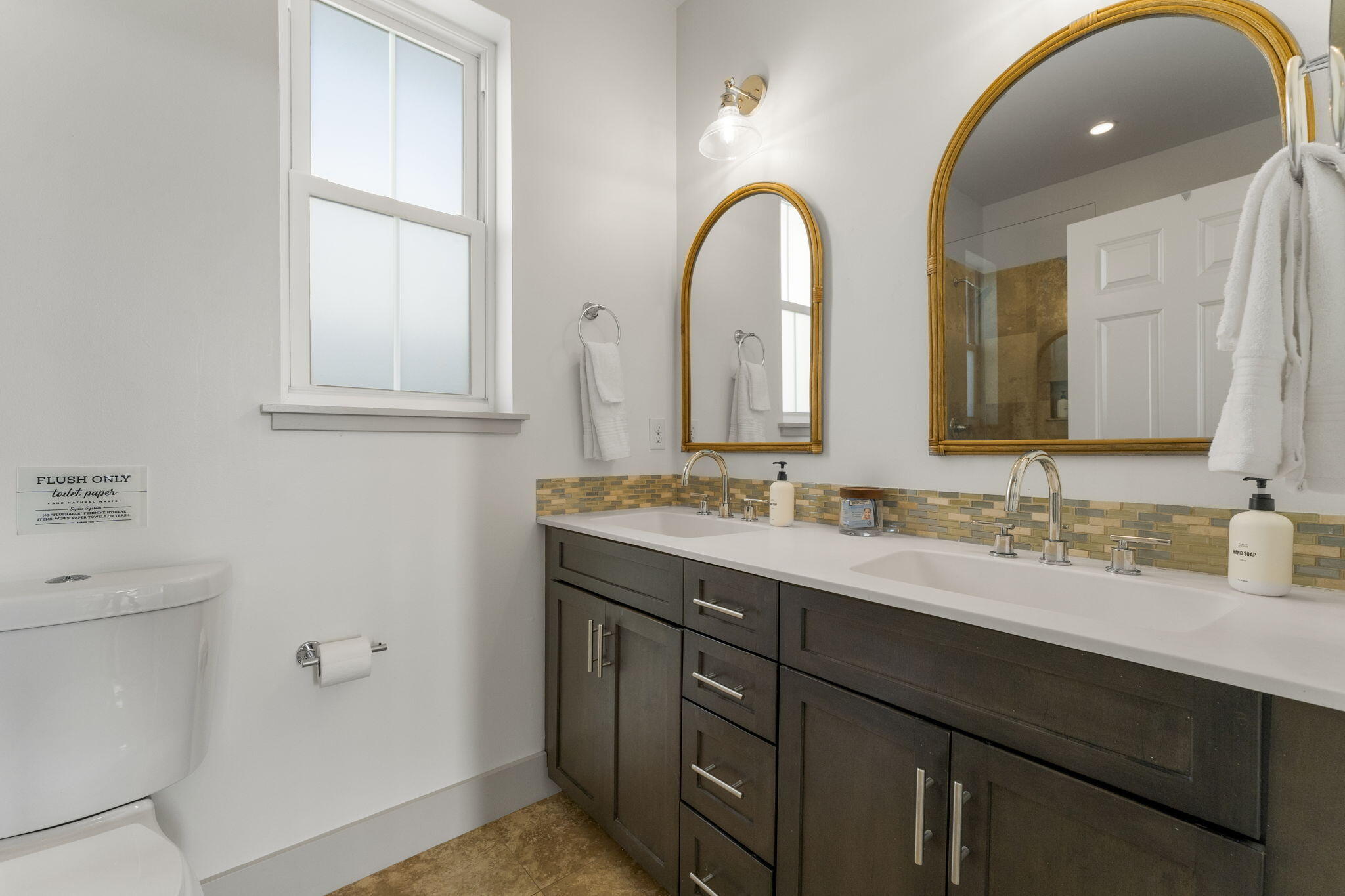 COSTA CARINA - Residential