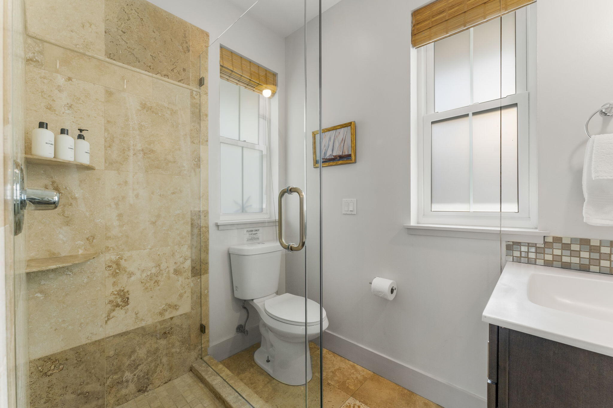 COSTA CARINA - Residential