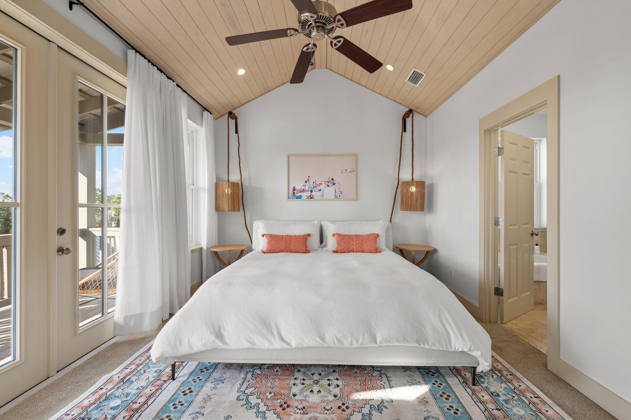 COSTA CARINA - Residential